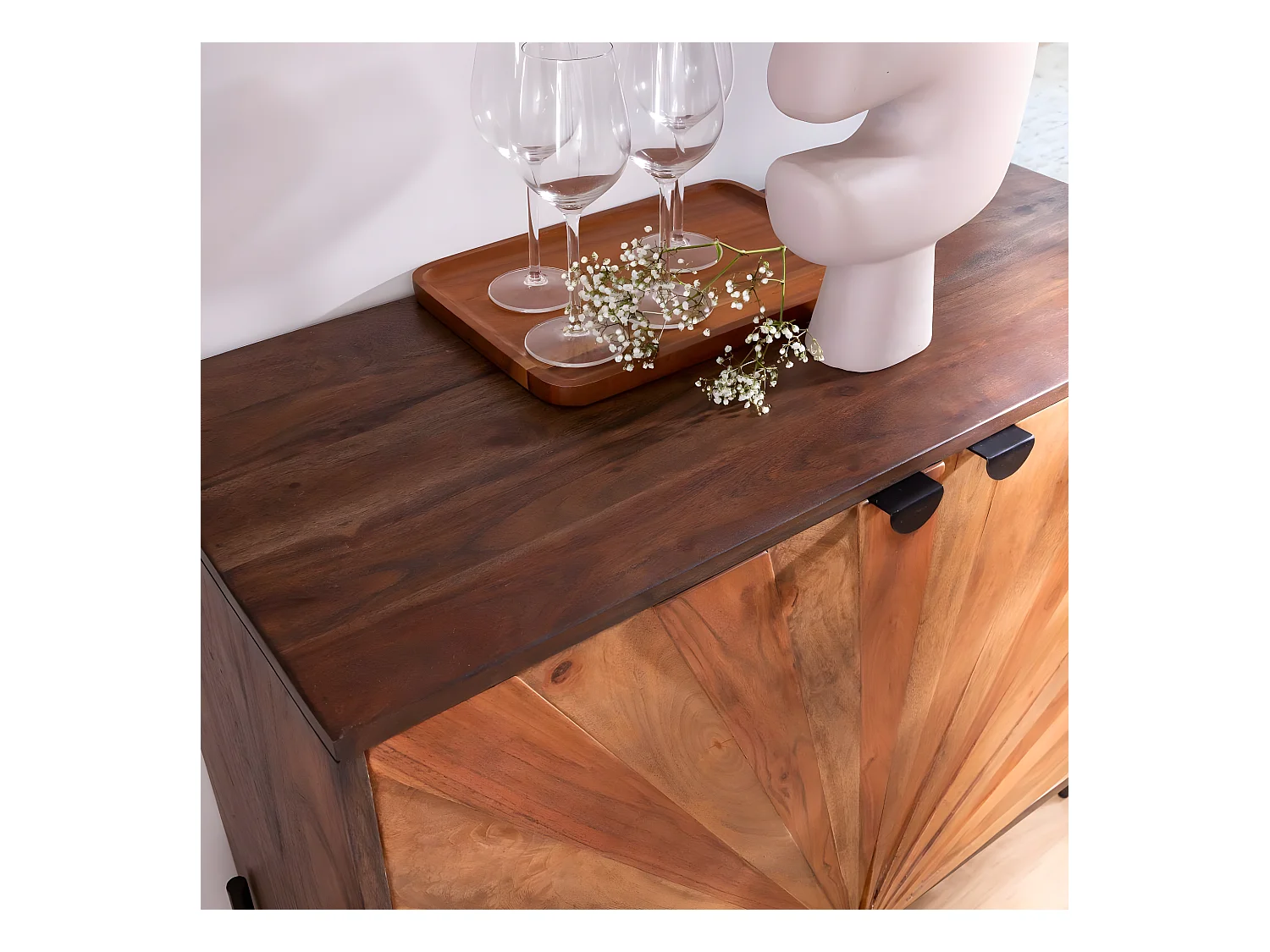 Petit buffet en bois d'acacia Elvira