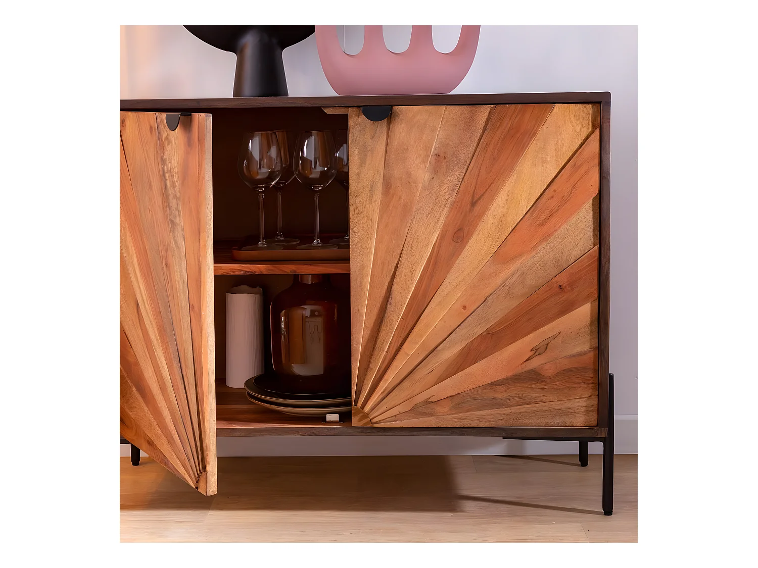 Petit buffet en bois d'acacia Elvira