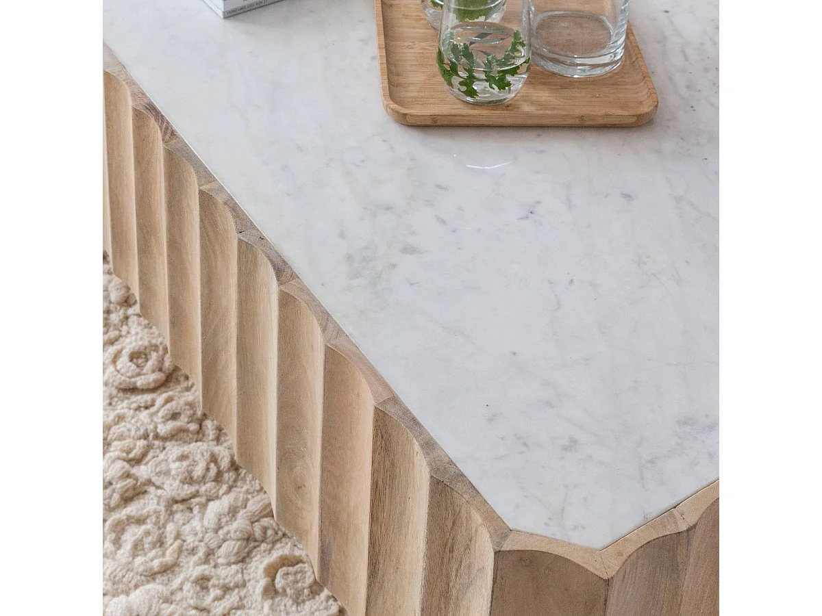 Mesa de centro rectangular de madera de mango y mármol blanco Naxos con almacenamiento