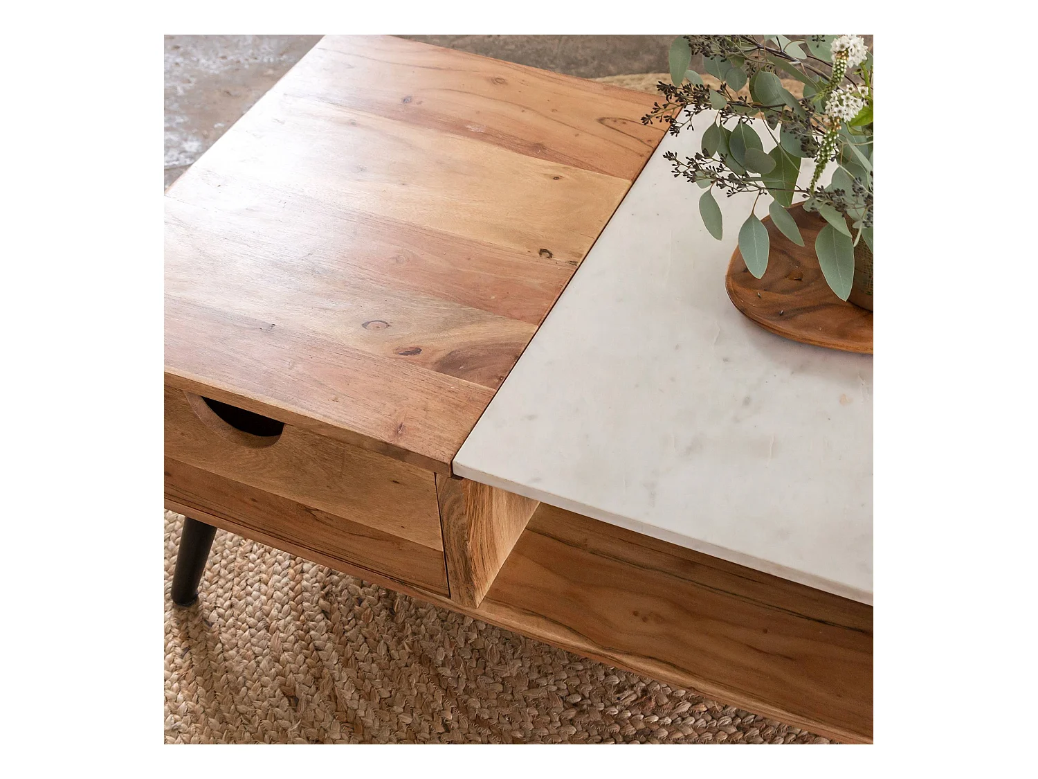 Table basse en bois d'acacia et marbre Frida