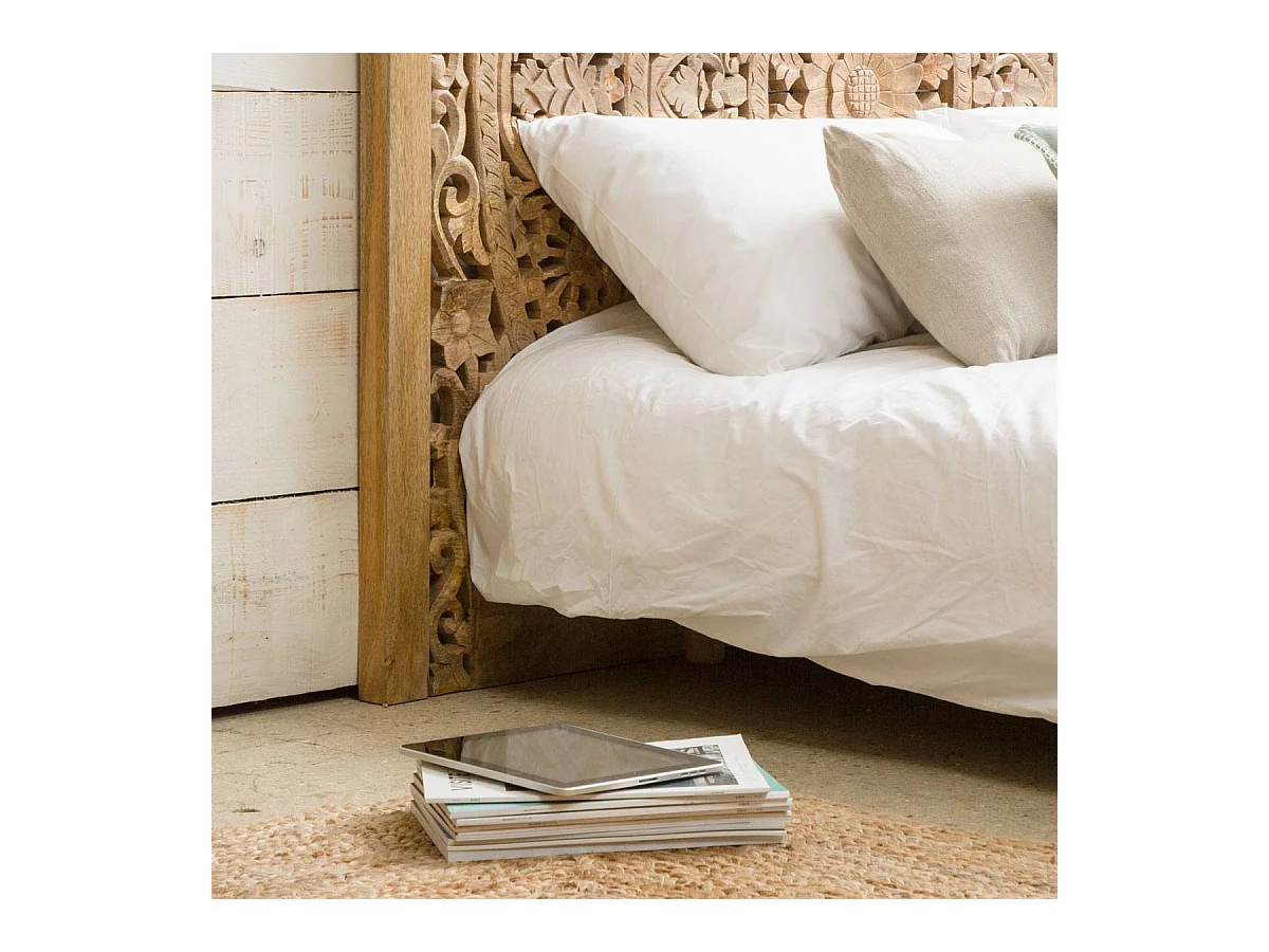 Cabecero de cama de madera de mango tallado Vittoria con almacenamiento integrado para adultos