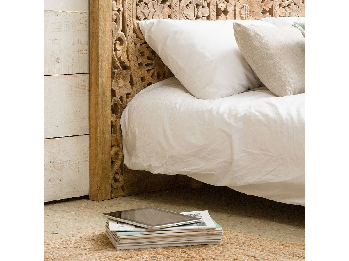 Cabecero de cama de madera de mango tallado Vittoria con almacenamiento integrado para adultos