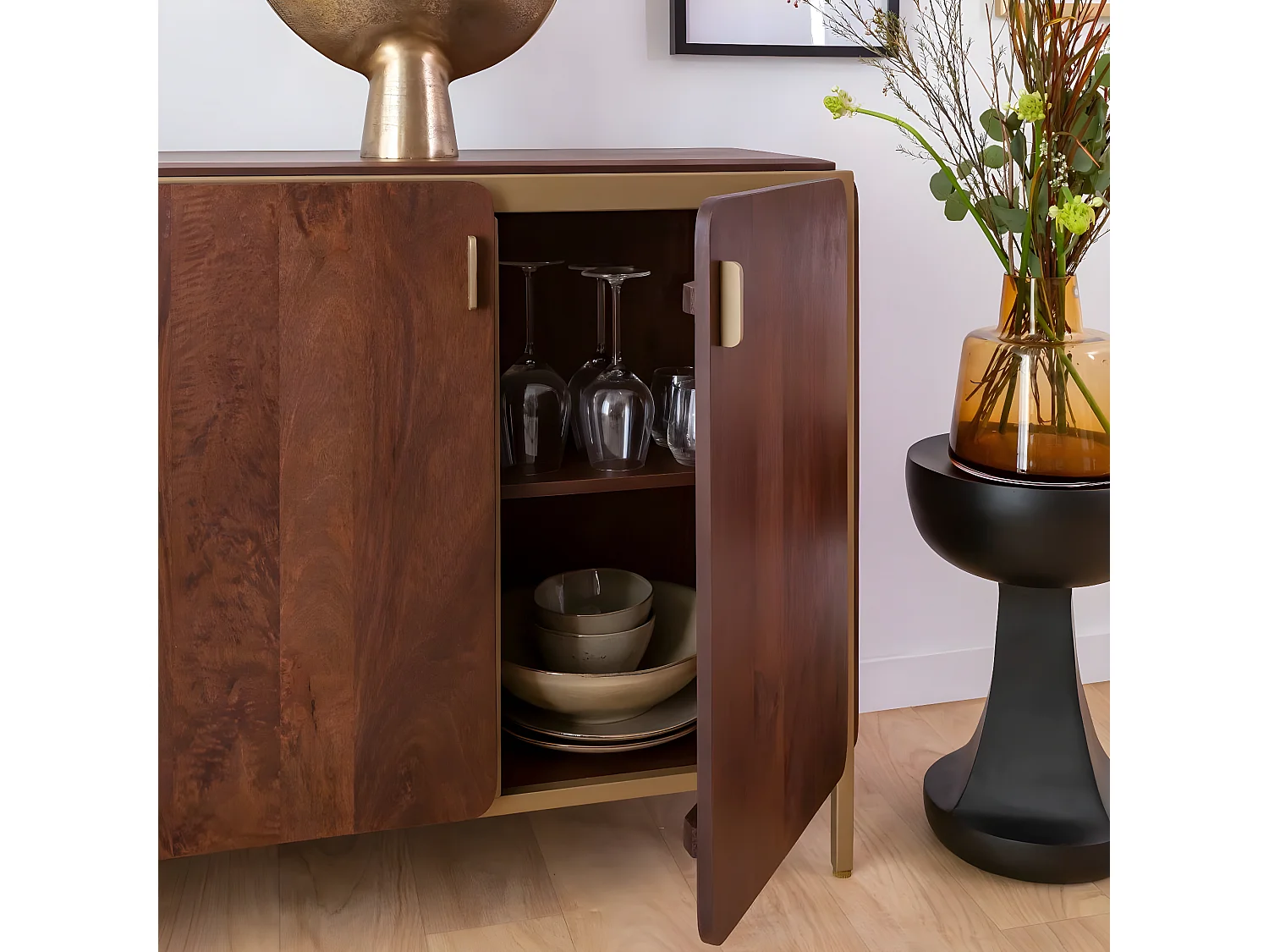 Buffet de madera de mango Lisette - Diseño elegante y original - 80x160x40cm