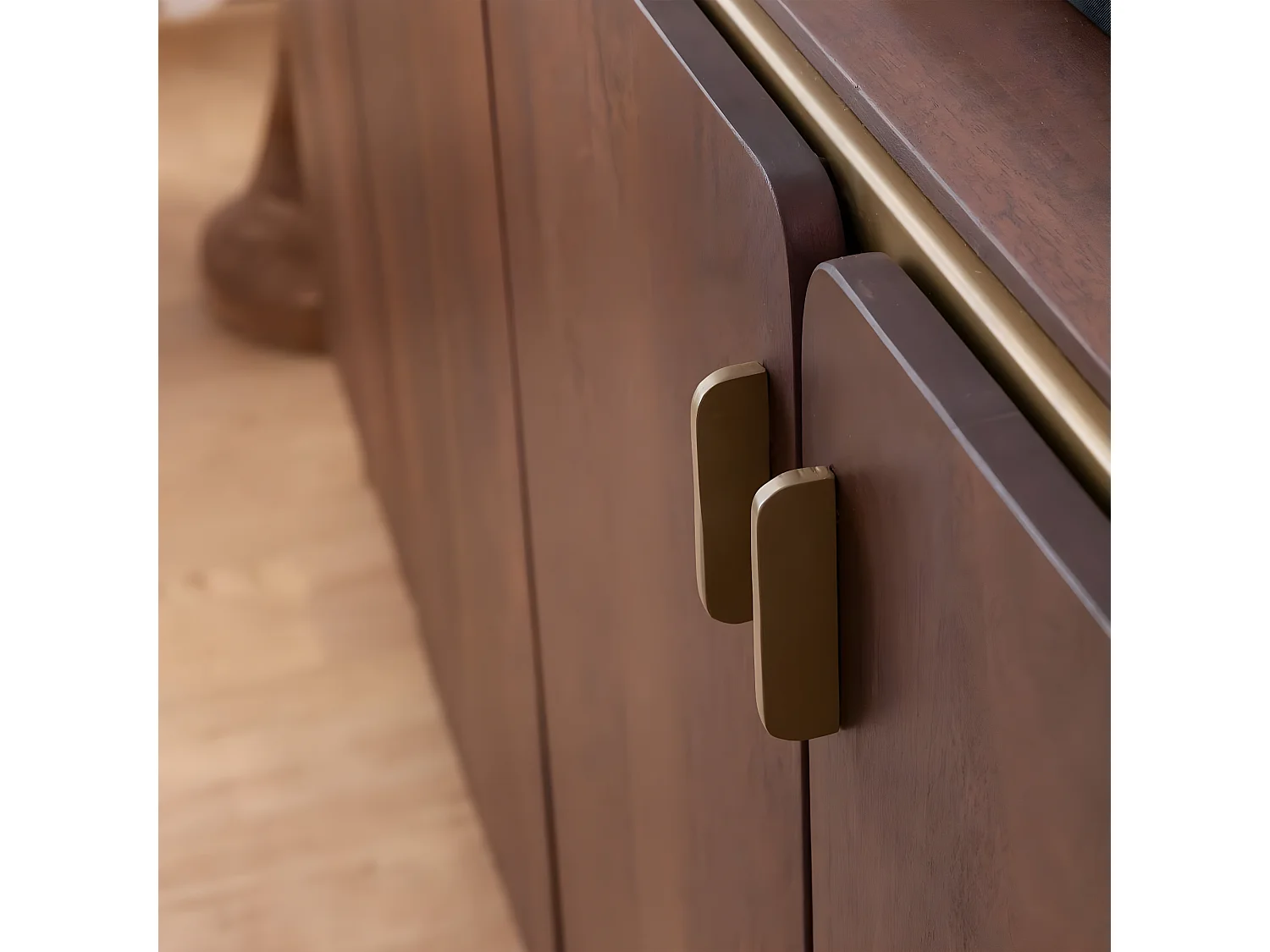 Buffet de madera de mango Lisette - Diseño elegante y original - 80x160x40cm