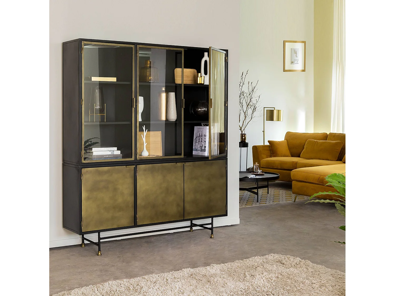 Vaisselier en laiton et métal Janelle