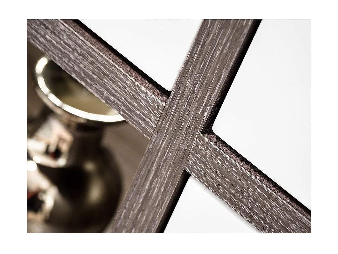 Buffet, dressoir model CRISS + LED. Modern en stijlvol dressoir voor uw woonkamer of eetkamer.