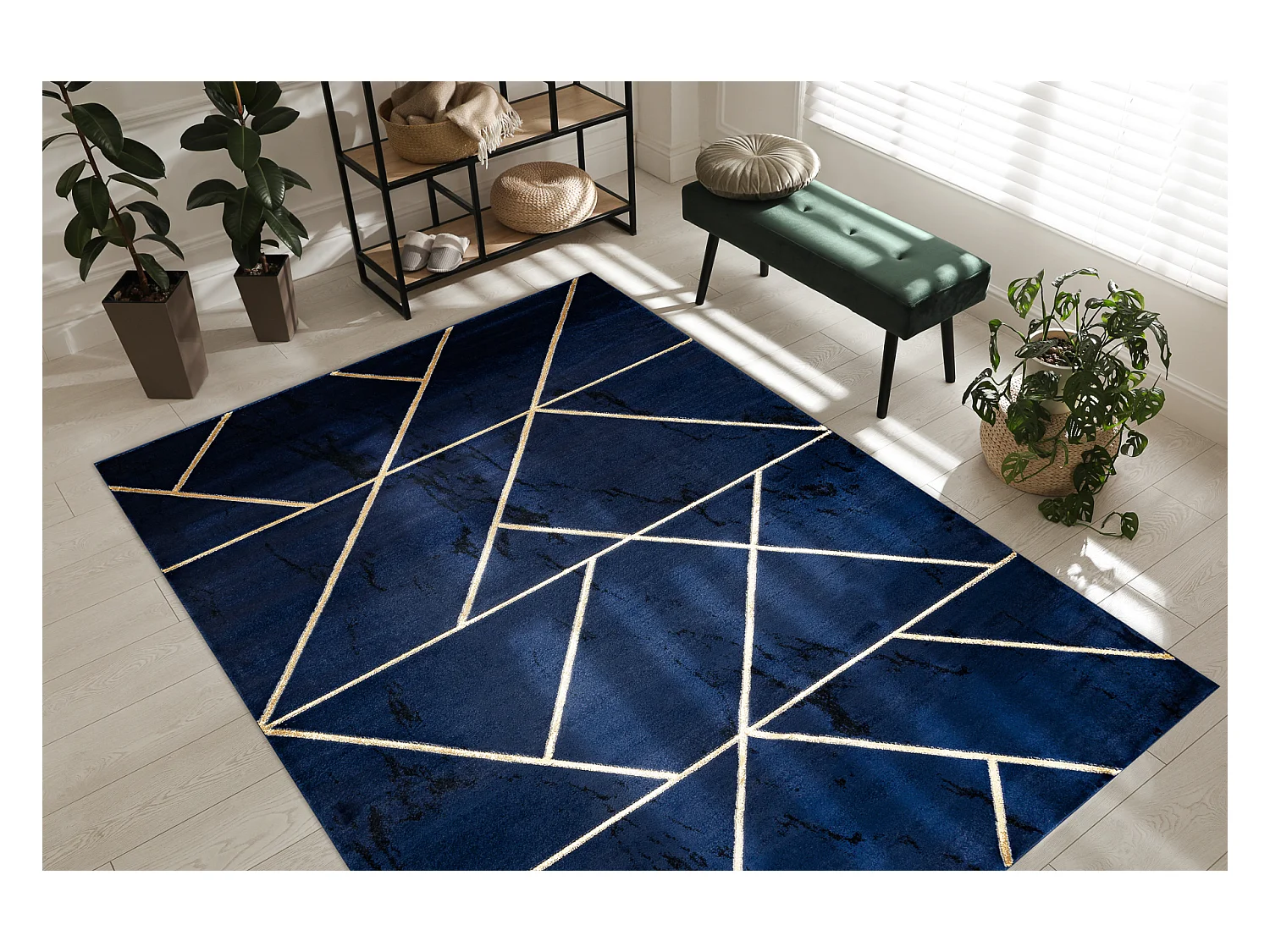 Tapete EMERALD exclusivo 1012 glamour, à moda geométrico azul escuro 240x330 cm