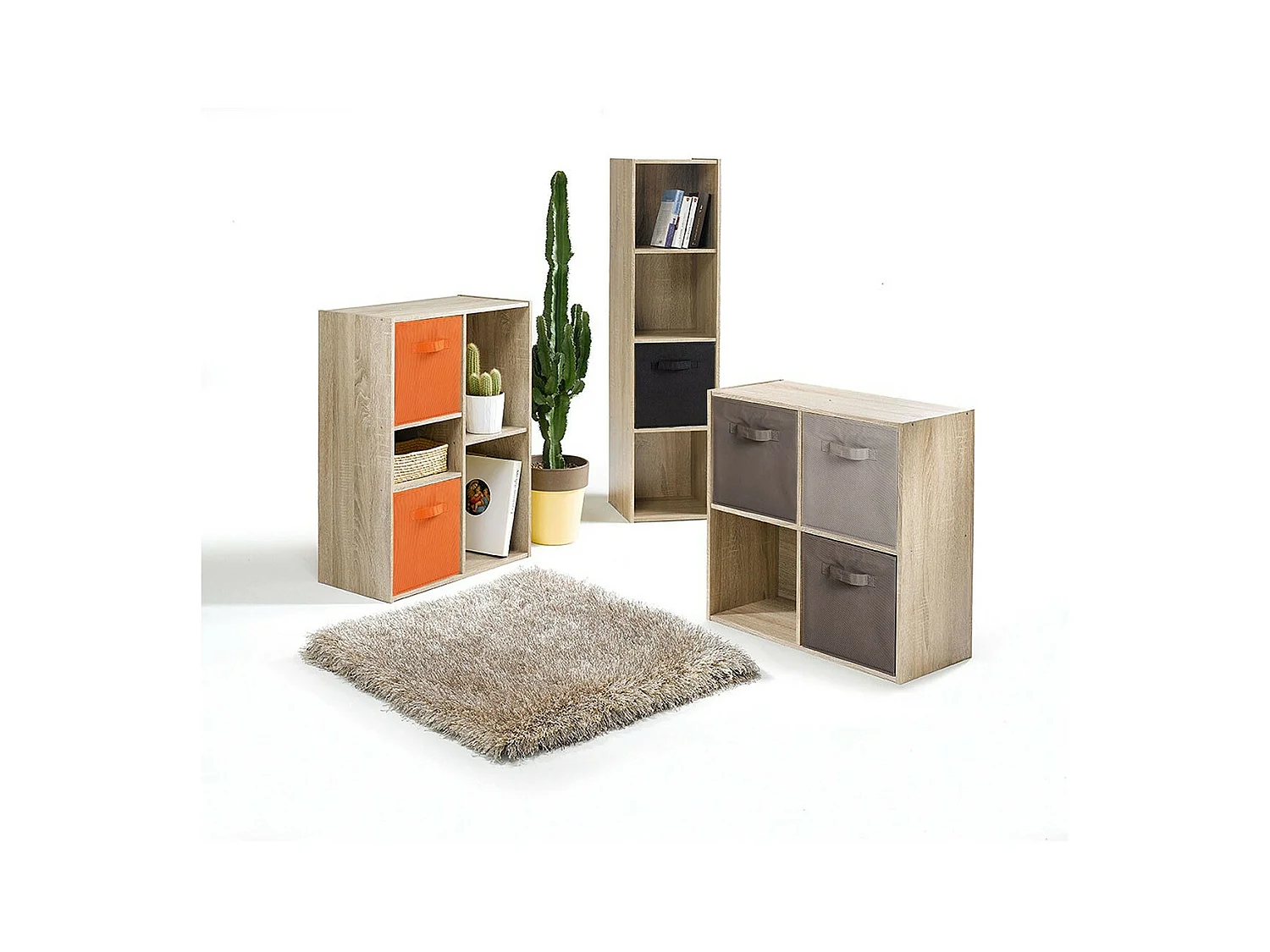 Möbel mit 4 Fächern - L31 x H122 cm