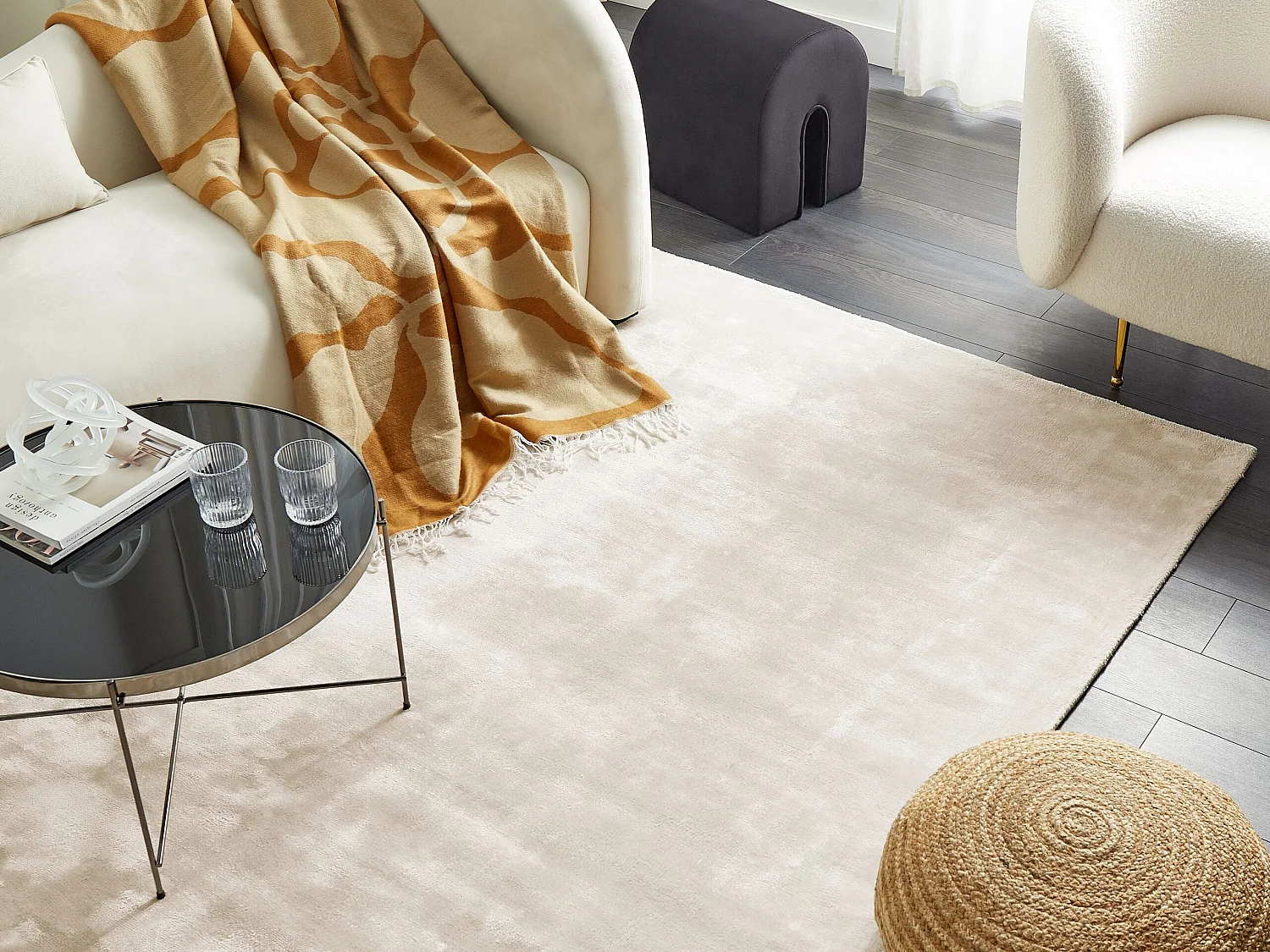 Tapis en viscose beige clair 140 x 200 cm GESI II