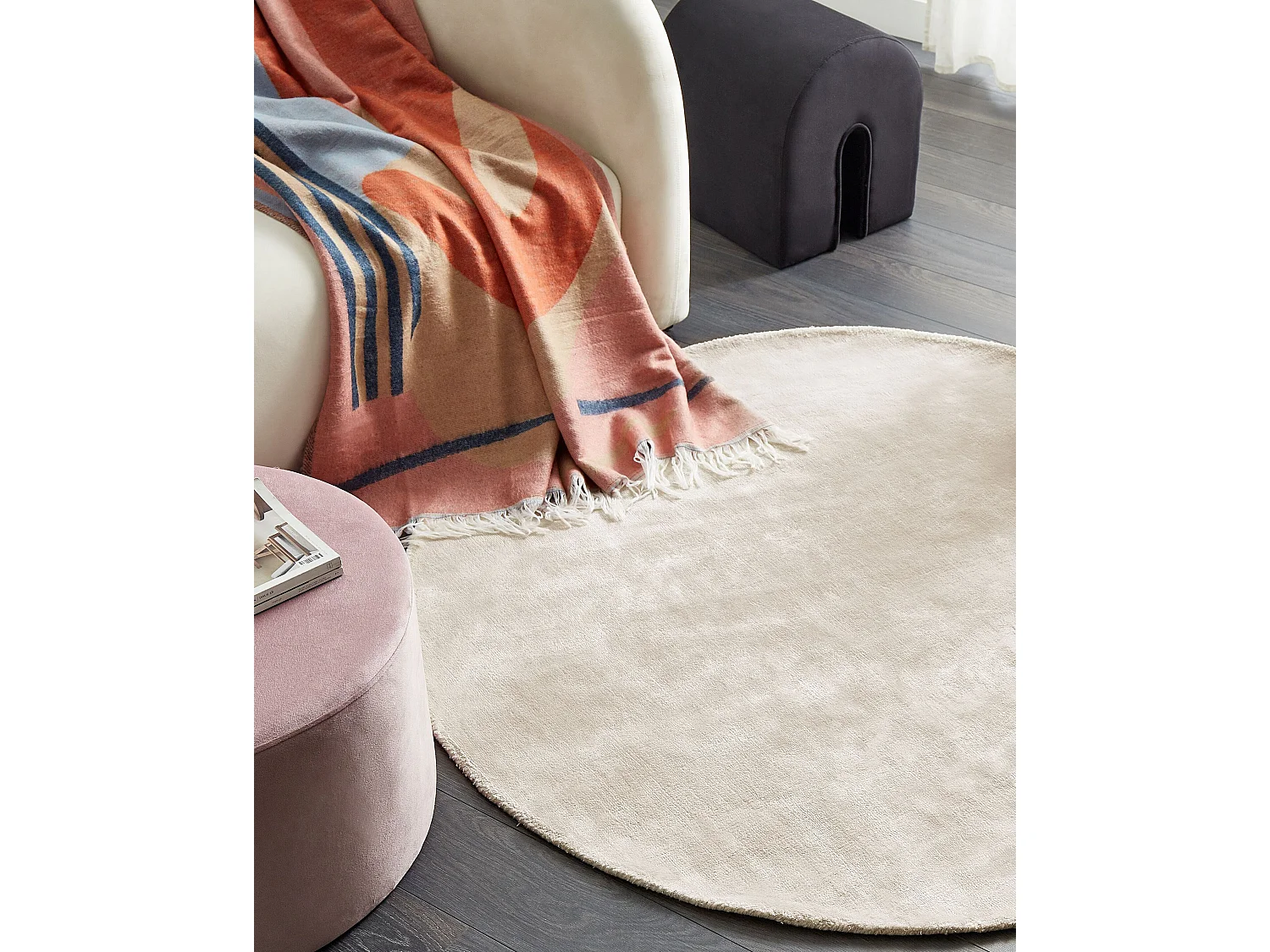 Tapete redondo em viscose creme claro ⌀ 140 cm GESI II