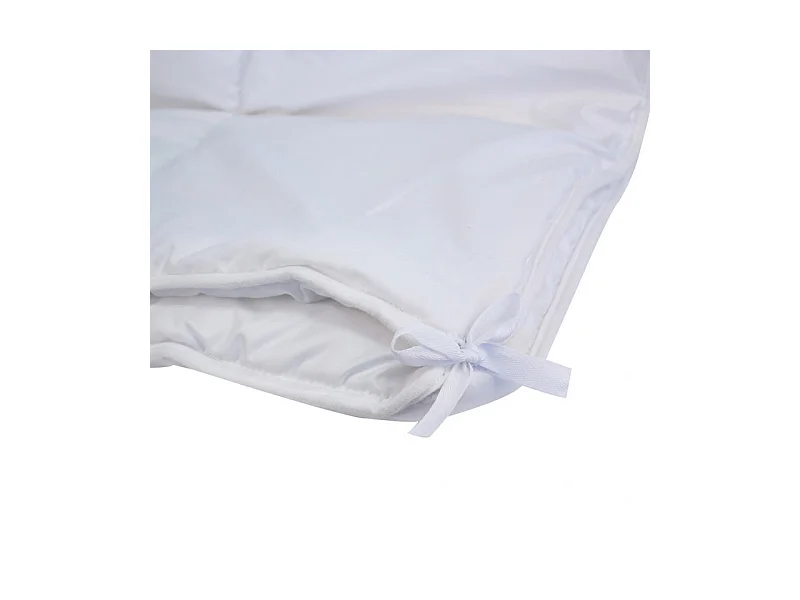 Couette toutes saisons microfibre 200 x 200 cm pour lit 90 à 120 x 190 cm