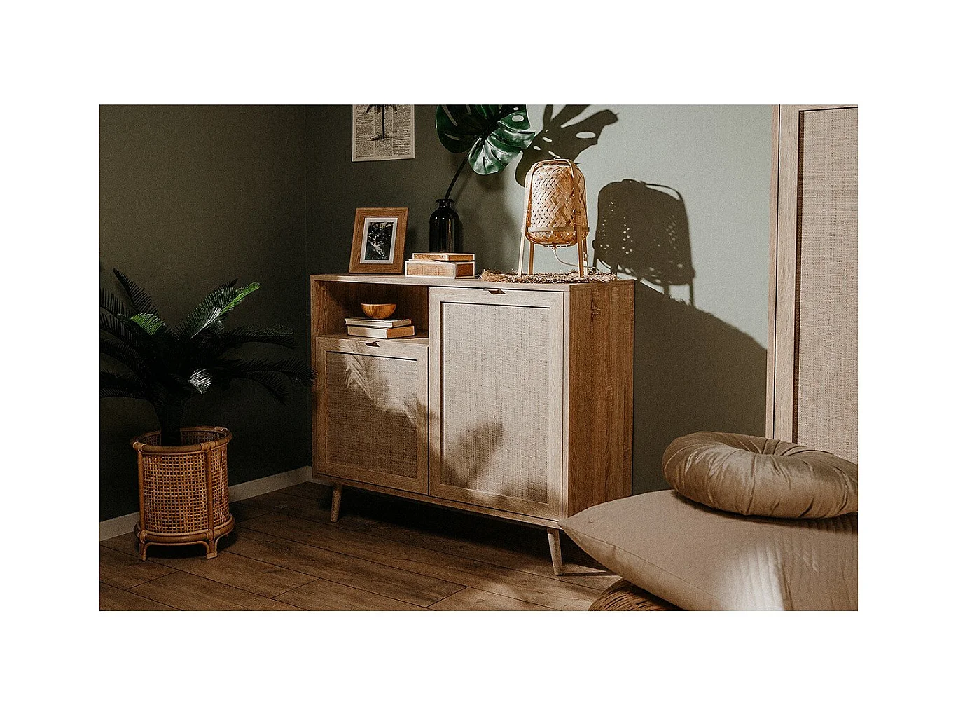 Cómoda Bali 01A carvalho sonoma e efeito de cana
