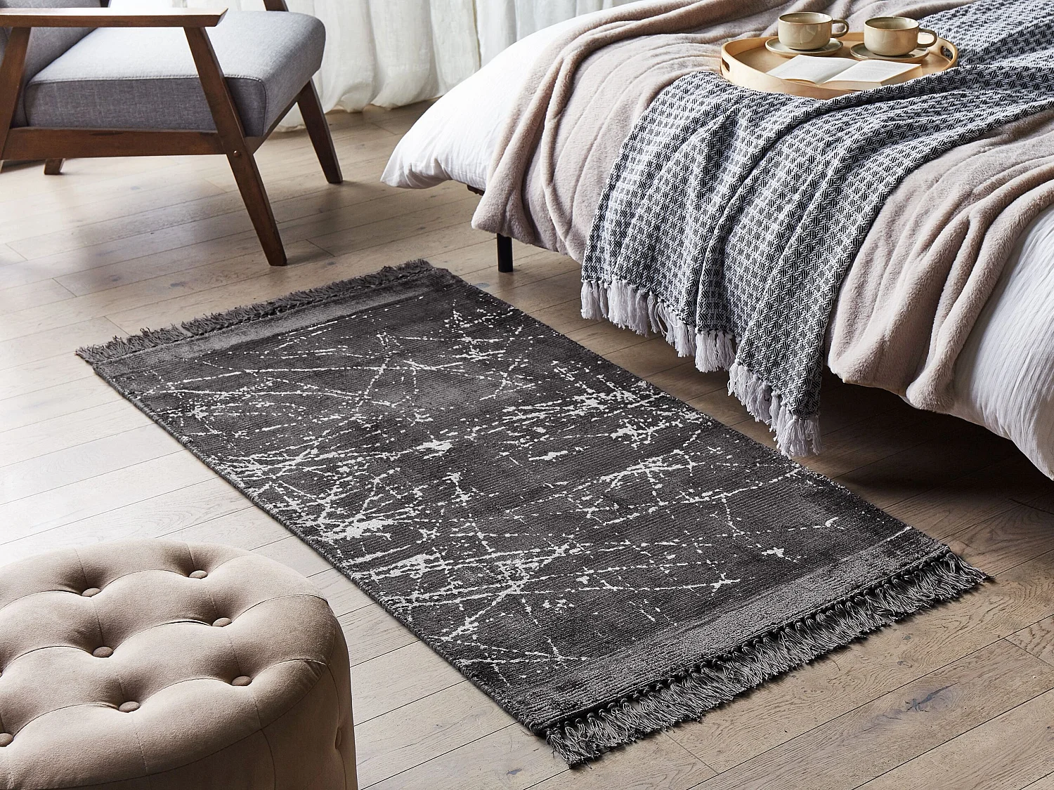 Teppich Viskose dunkelgrau 80 x 150 cm cm abstraktes Muster Kurzflor HANLI