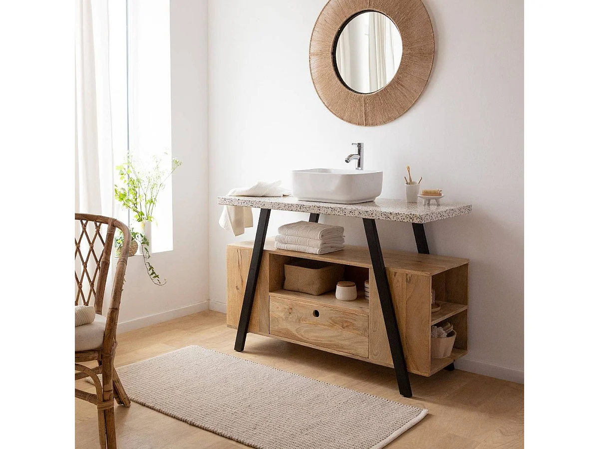 Meuble sous vasque en bois de manguier, métal et terrazzo Sandro