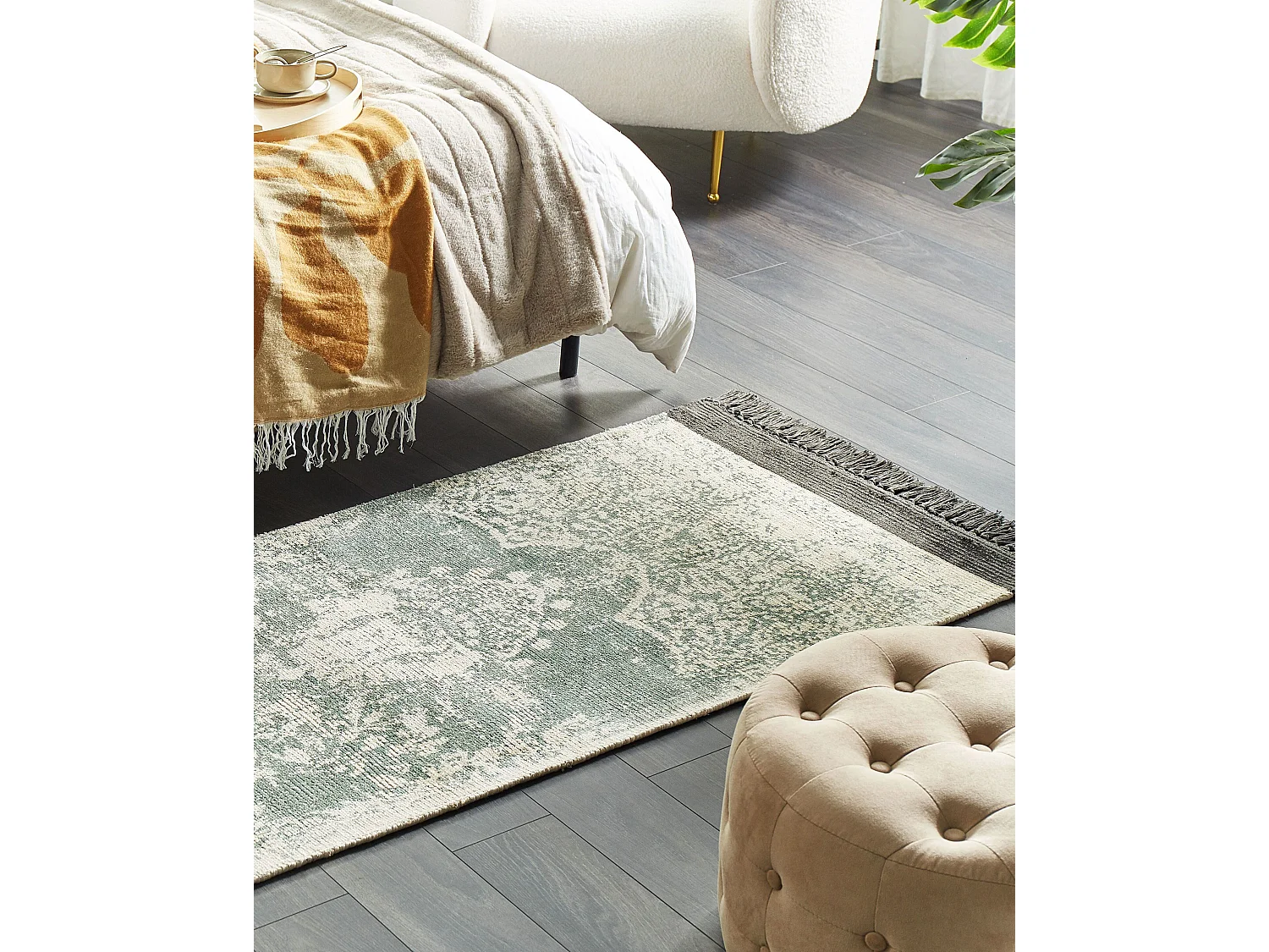 Teppich Viskose grün/beige orientalisches Muster 80 x 150 cm mit Fransen Akarsu