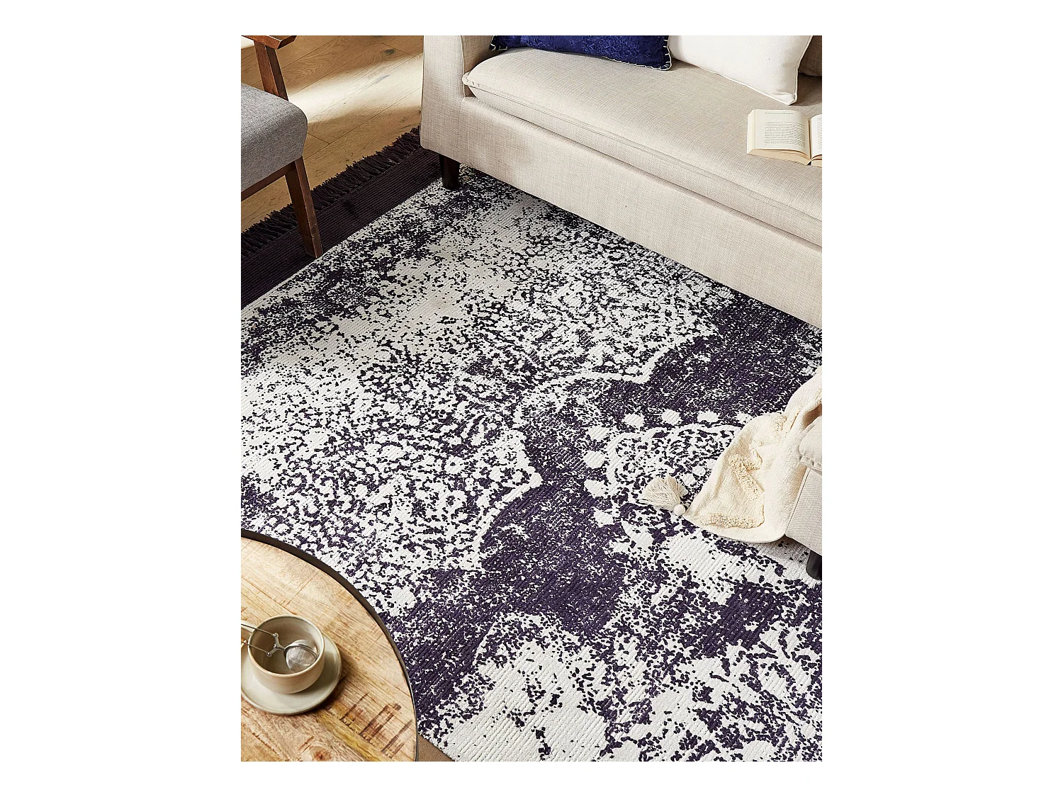 Vloerkleed viscose paars/wit 140 x 200 cm AKARSU