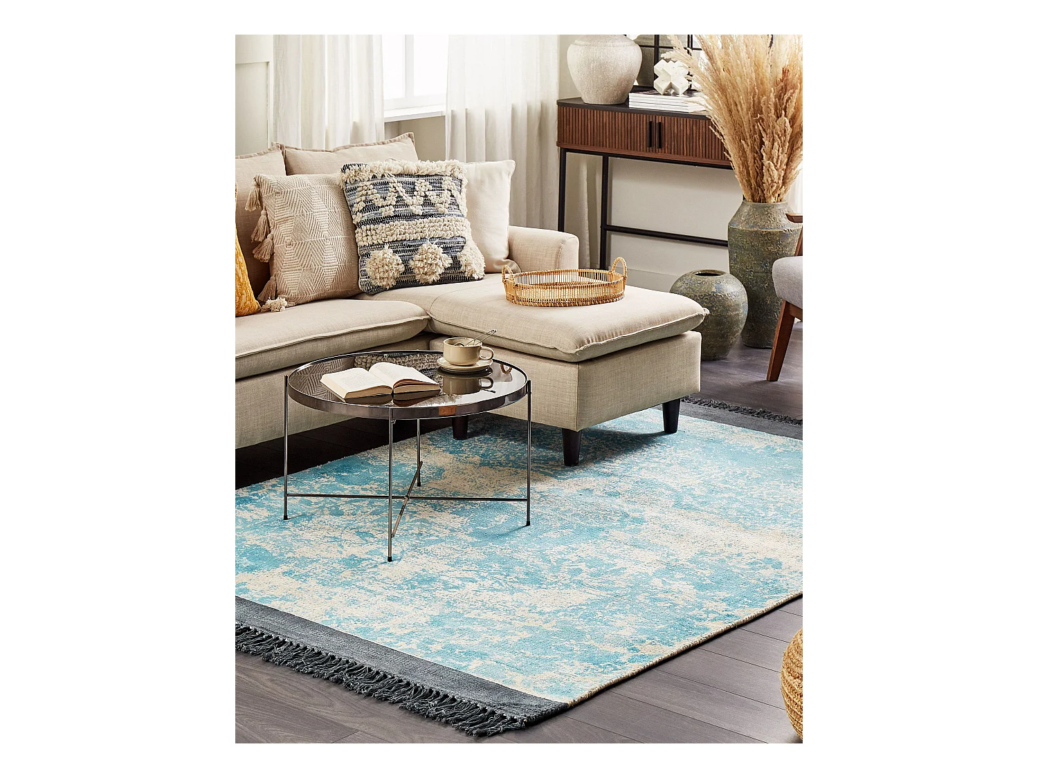 Dywan z wiskozy 160 x 230 cm niebieski z beżowym AKARSU