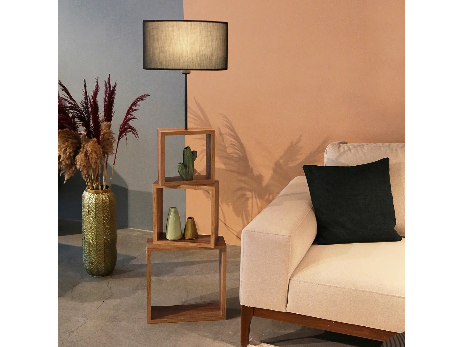 Lampadaire Mansfield avec étagère hauteur 140 cm E27 effet bois / noir [lux.pro]