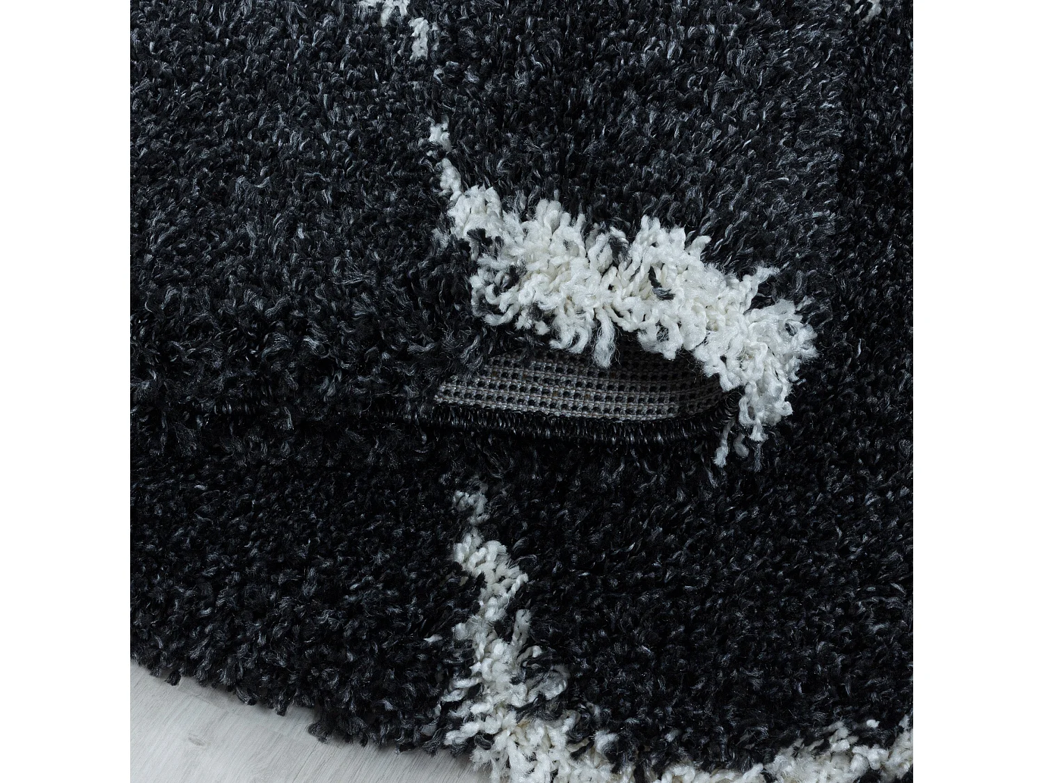 SALMA - Tapis Rond à poils longs et motifs Alhambra - Noir et Blanc 120 x 120 cm