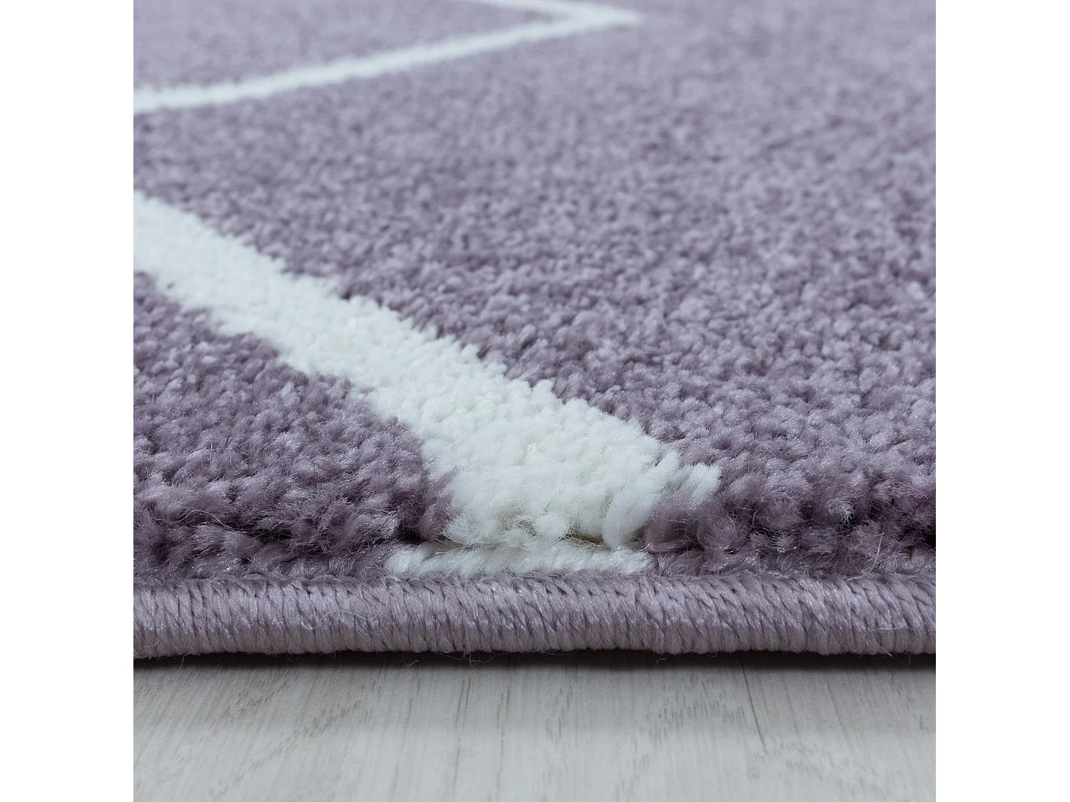 SCANDI Colors - Tapis à Chevrons colorés - Violet et Blanc 120 x 170 cm