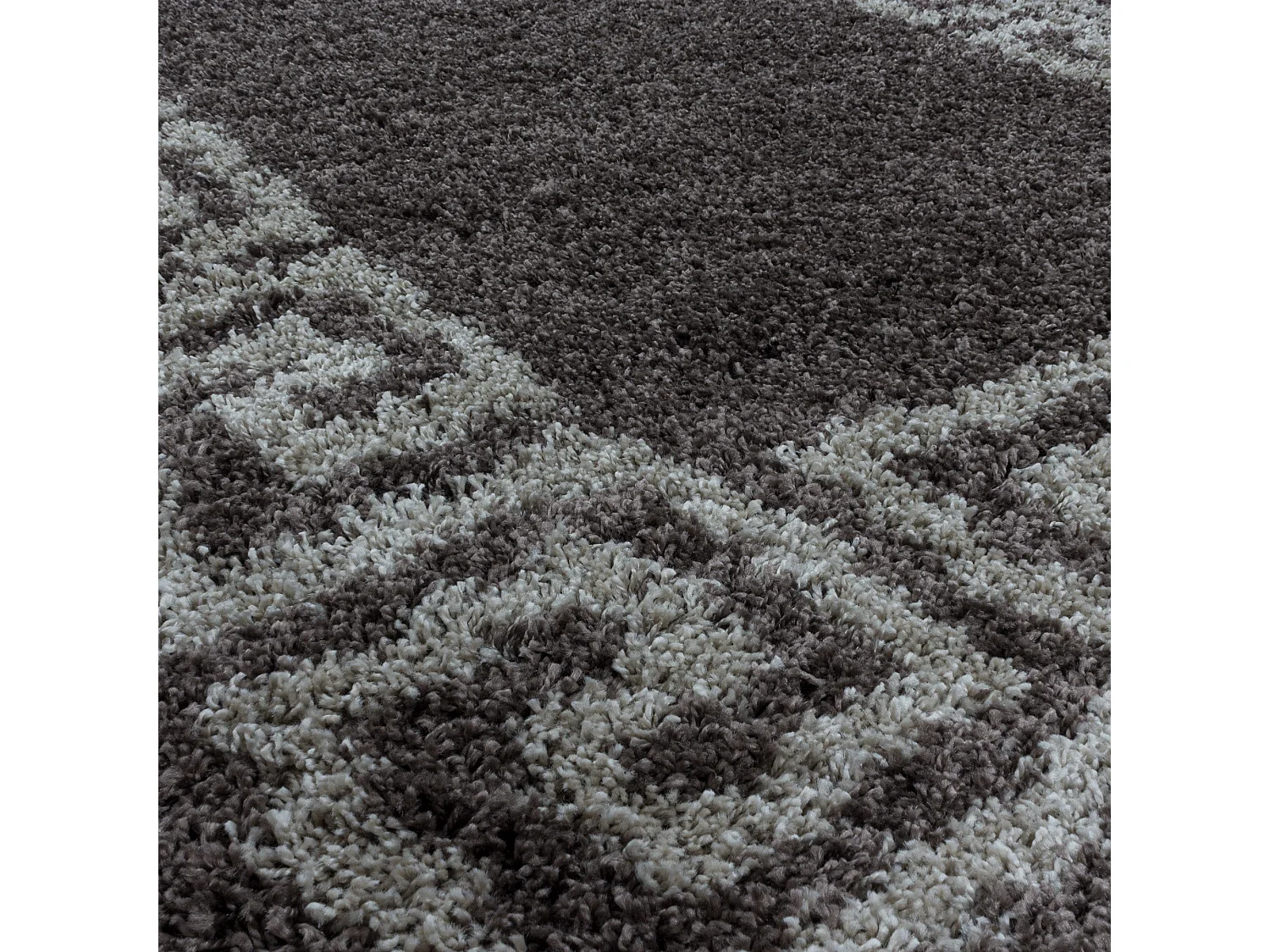 VERSA - Tapis à poils longs design - Marron et Taupe 120 x 170 cm