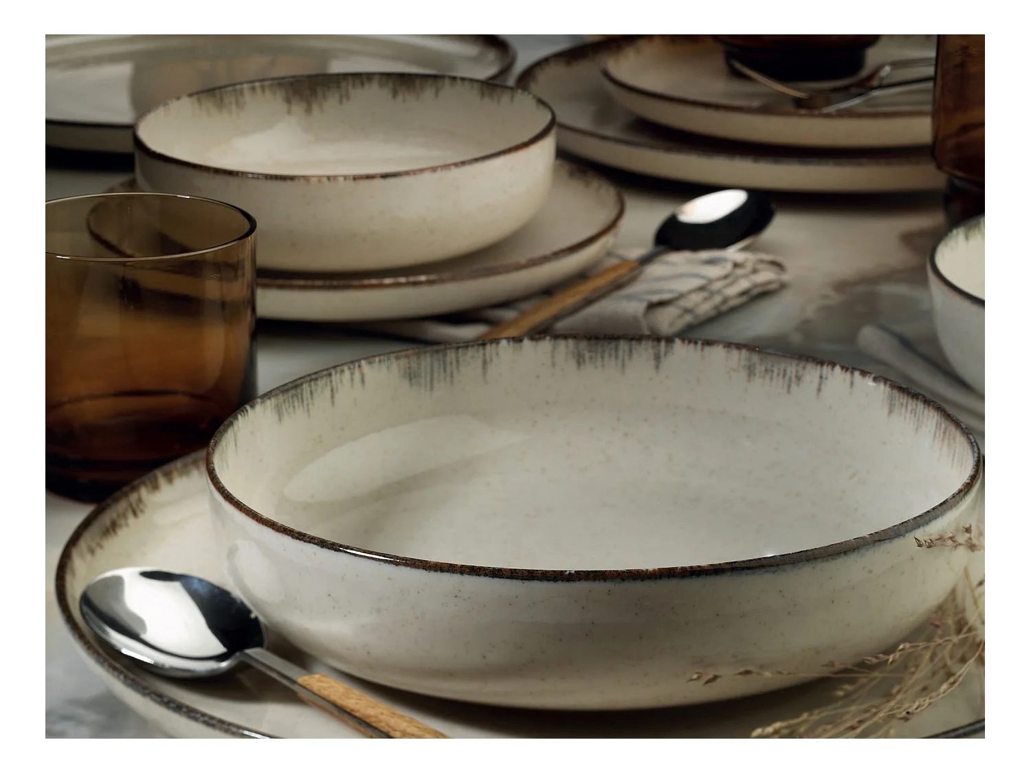 Servicio de vajilla de porcelana 18 piezas - Crema - SANCHA