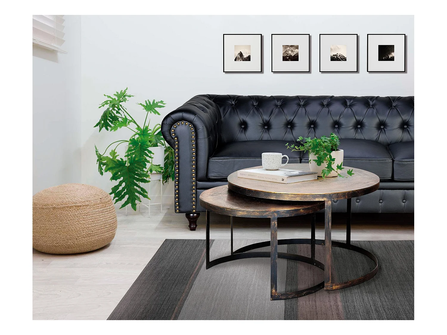 Set mit 2 Satztischen