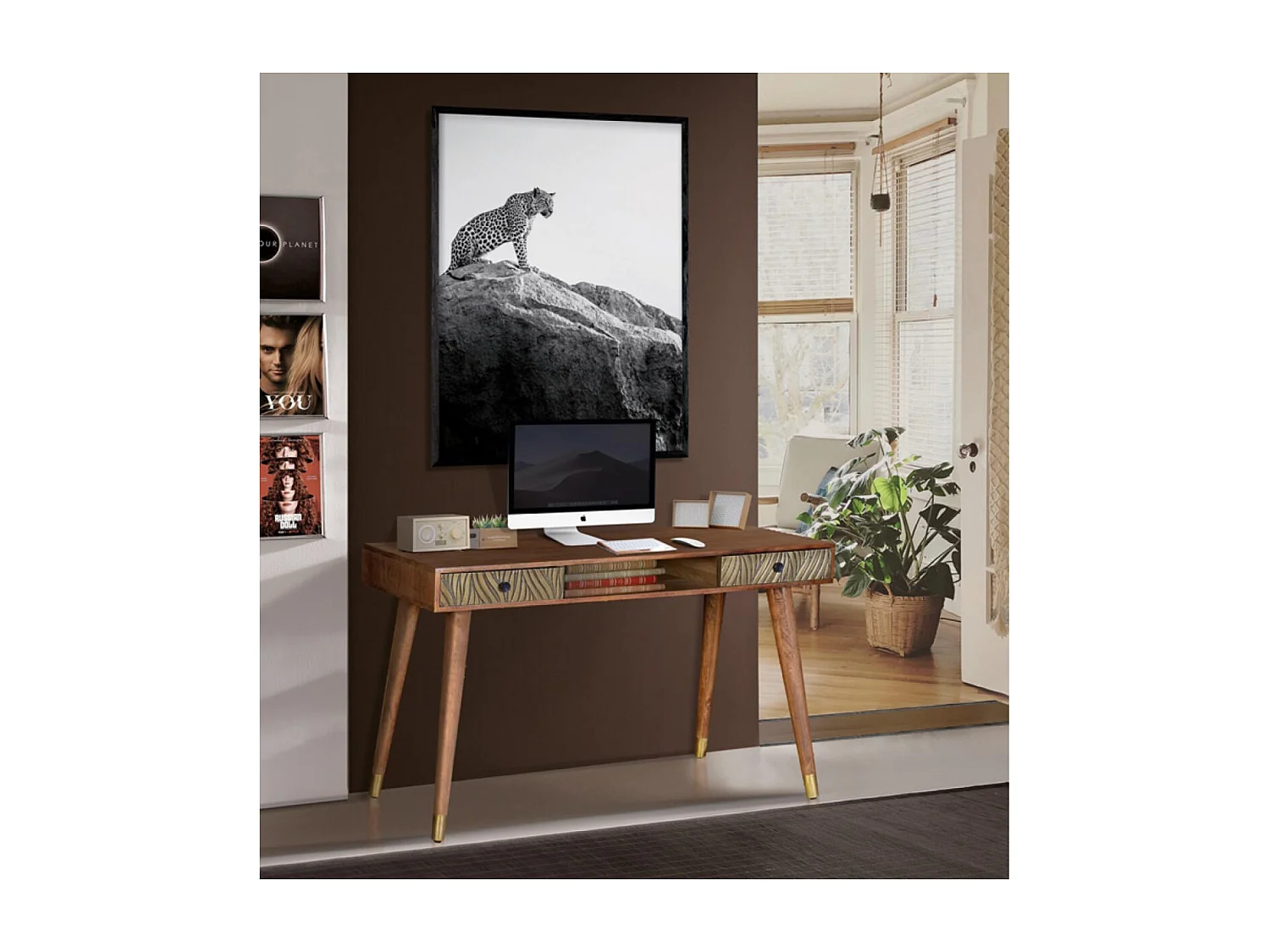 Bureau en bois de manguier z detalami z brązu