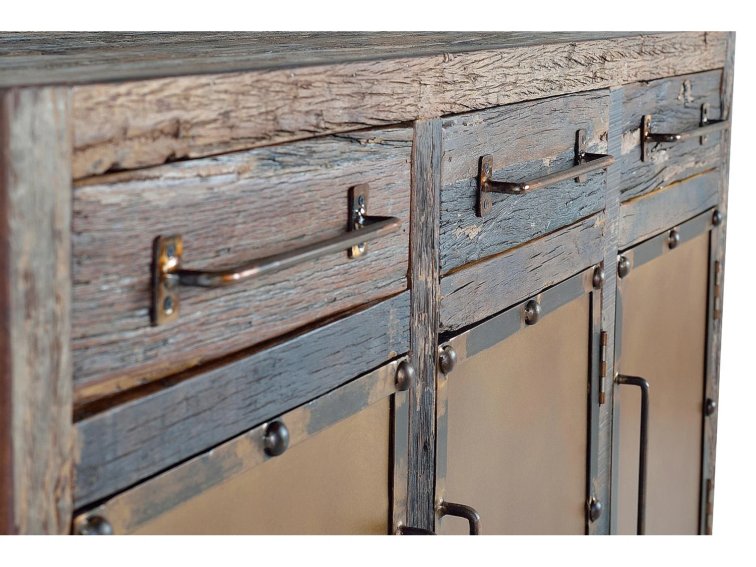 Buffet en bois récupéré et métal