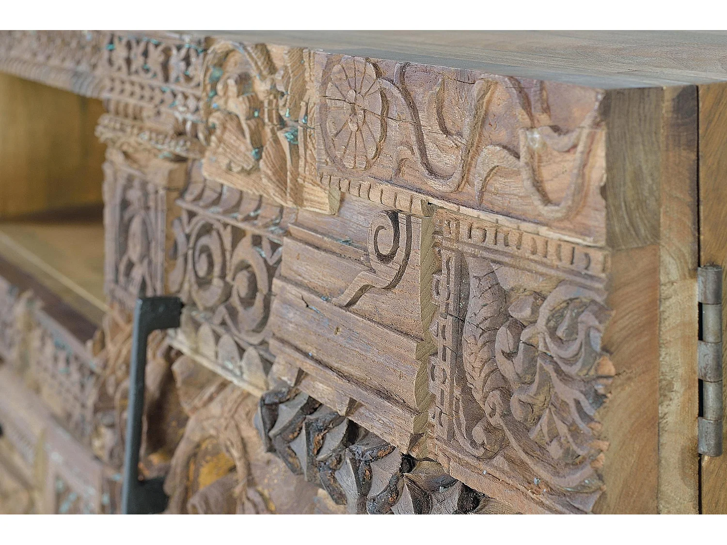 Meuble TV en bois de manguier 180 cm, style bohème ethnique sculpté - 60 x 180 x 50