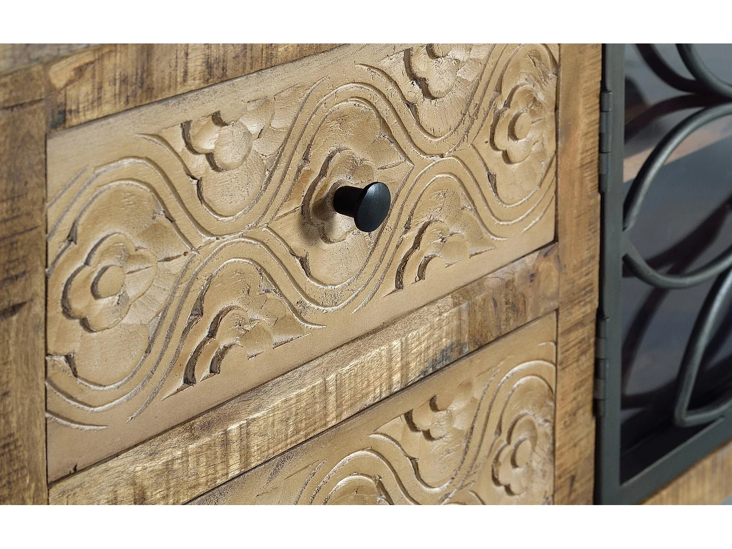 TV-Schrank aus gealtertem braunem Mangoholz und Metall