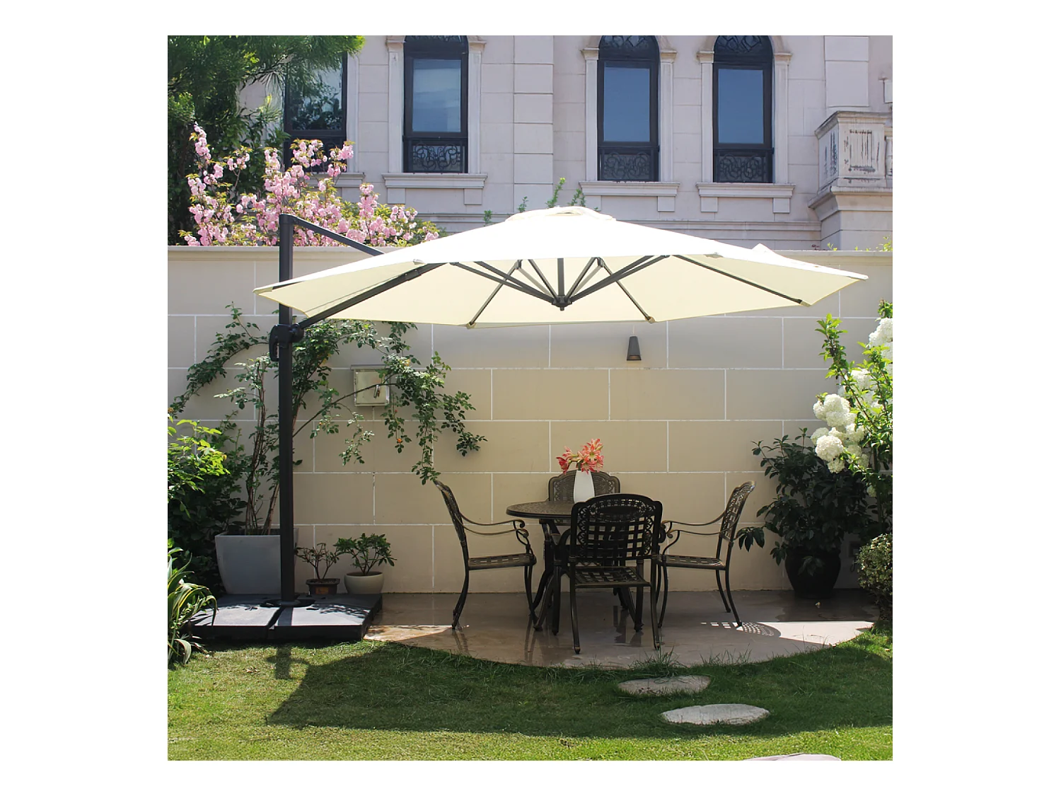 Parasol déporté et rotatif diamètre 3,5 m écru CASTILLO