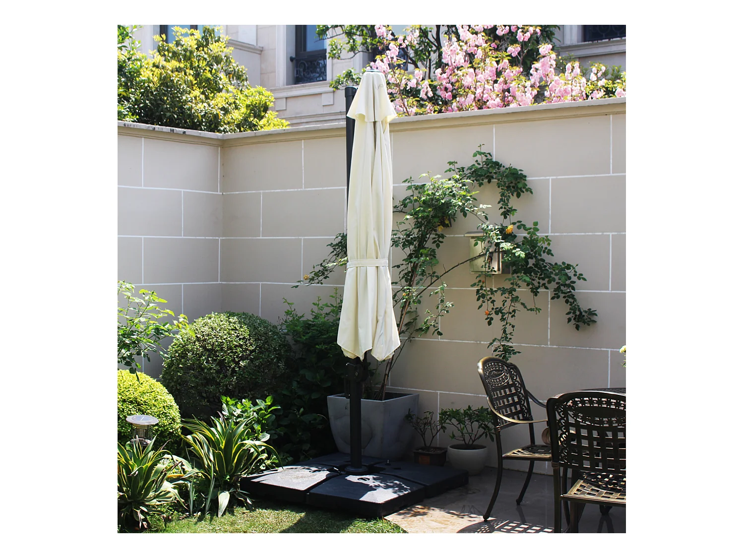 Parasol déporté et rotatif diamètre 3,5 m écru CASTILLO