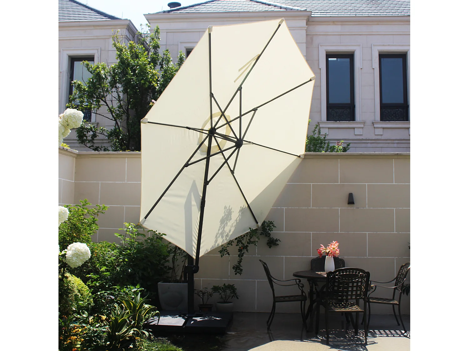 Parasol écru droit rond 3,5 x 3,5 m rotatif à 360 CASTILLO
