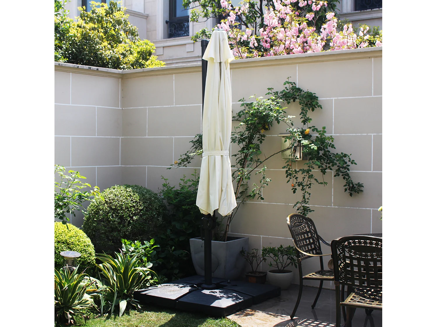 Parasol écru droit rond 3,5 x 3,5 m rotatif à 360 CASTILLO