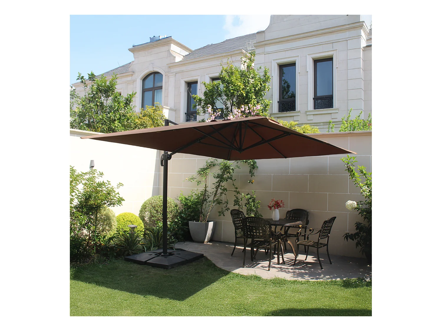 Parasol excéntrico cuadrado con LED de 3x3 m crudo SOLENZARA