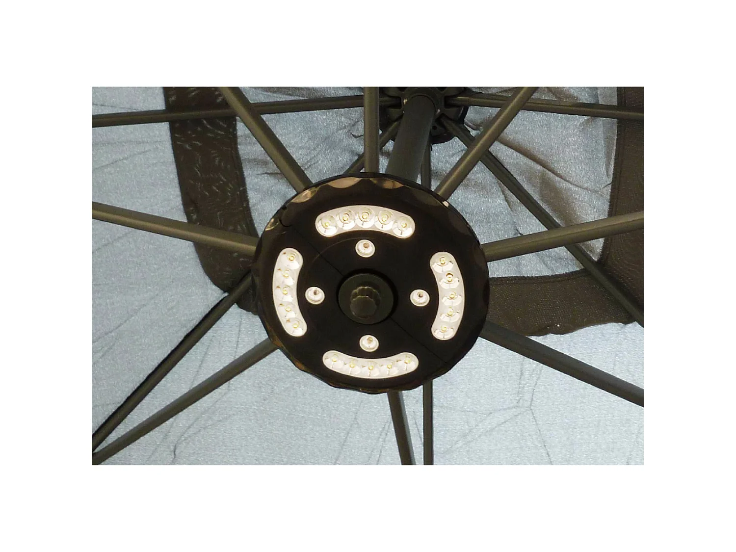 Parasol  gris déporté carré 3 x 3 m led SOLENZARA