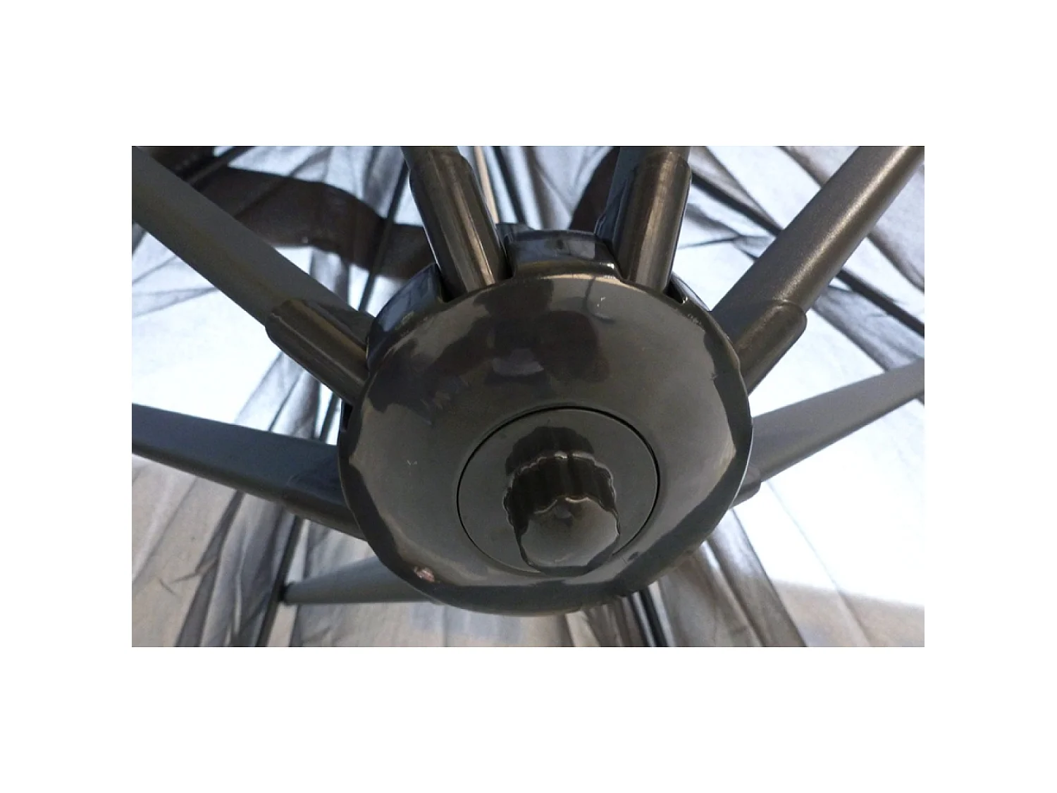 Parasol  gris déporté carré 3 x 3 m led SOLENZARA