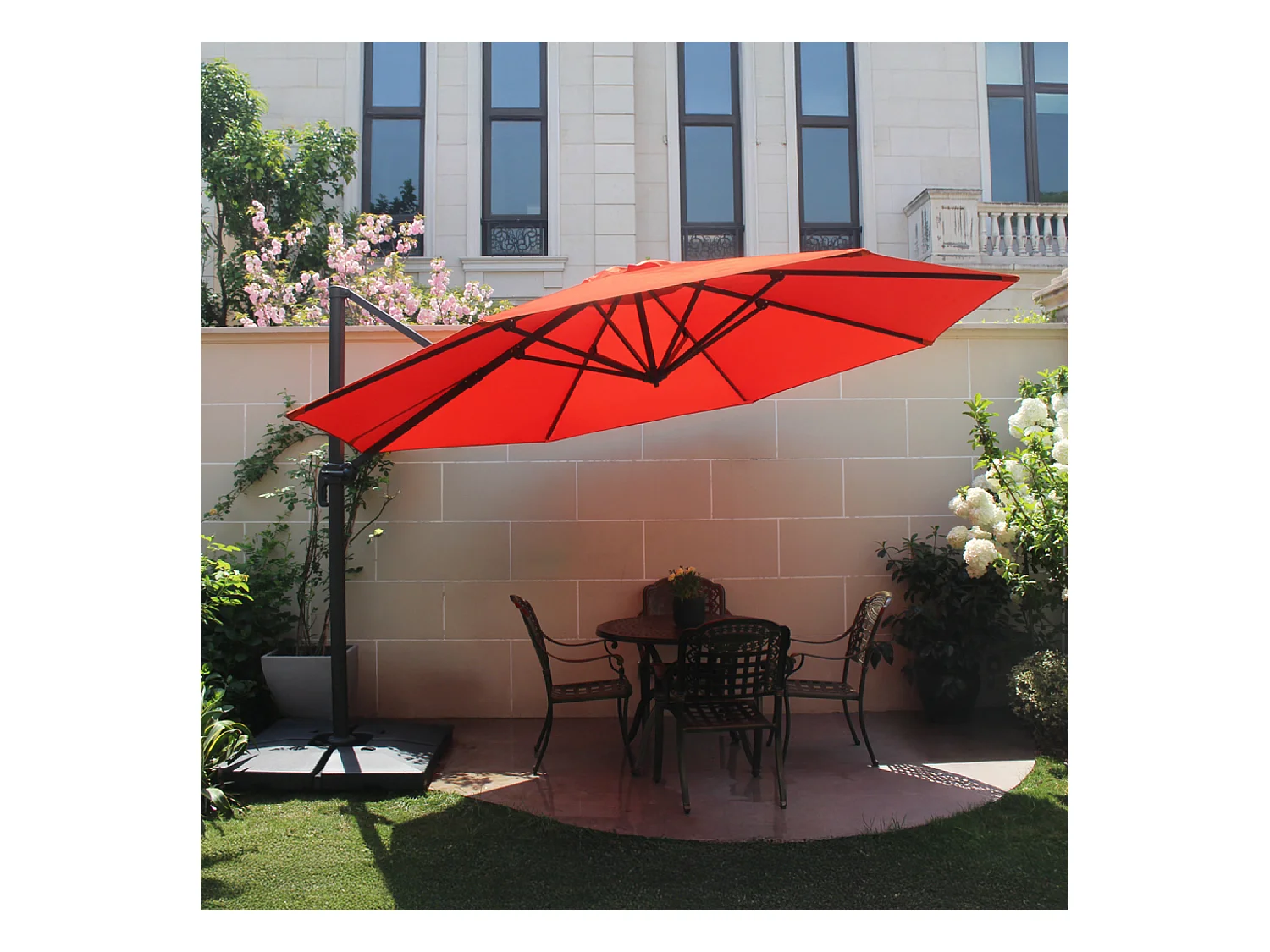 Terracotta 350cm Draaibare LED Zweefparasol Solenzara