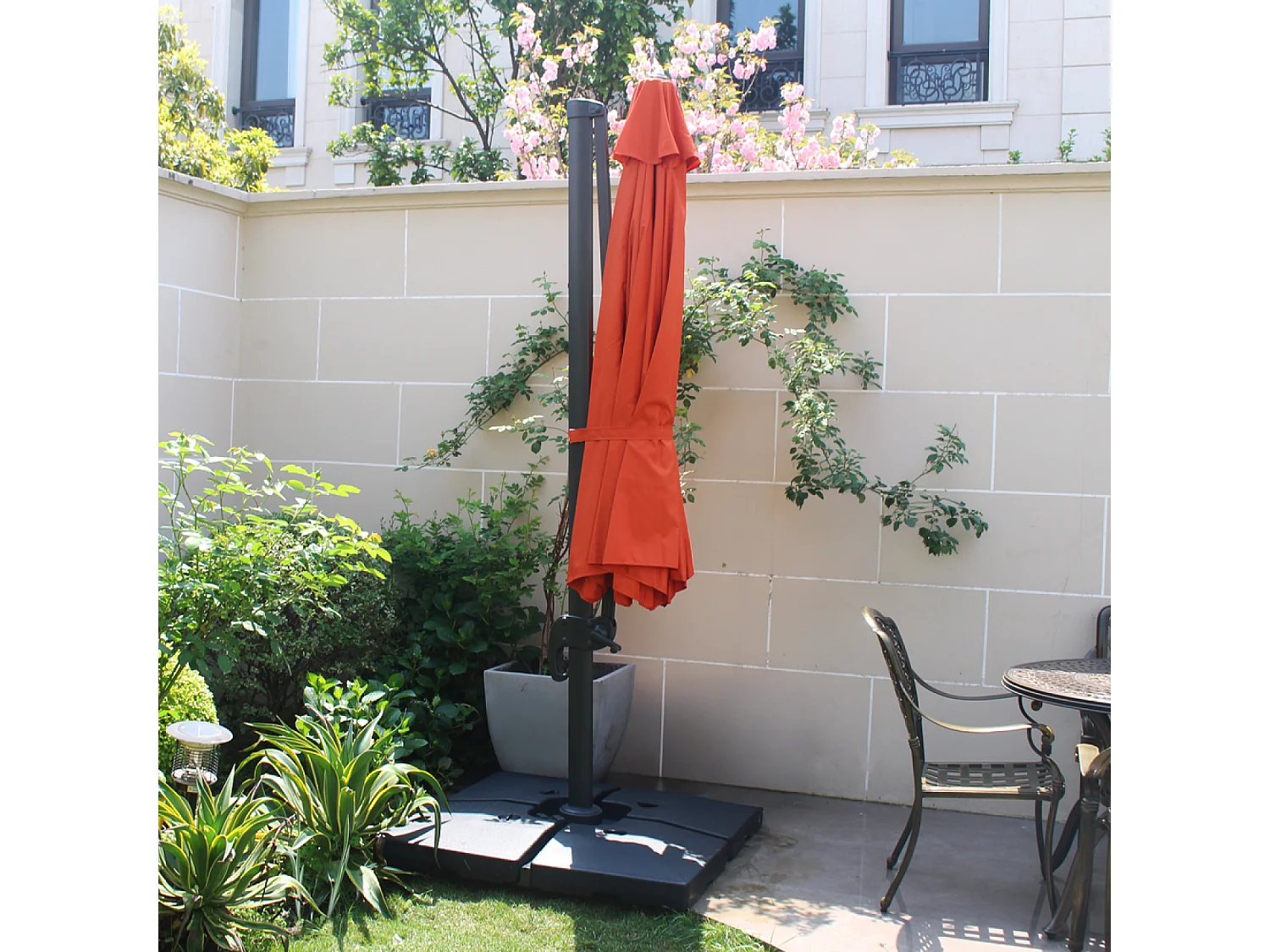 Parasol déporté et rotatif diamètre 3,5 m terracotta CASTILLO