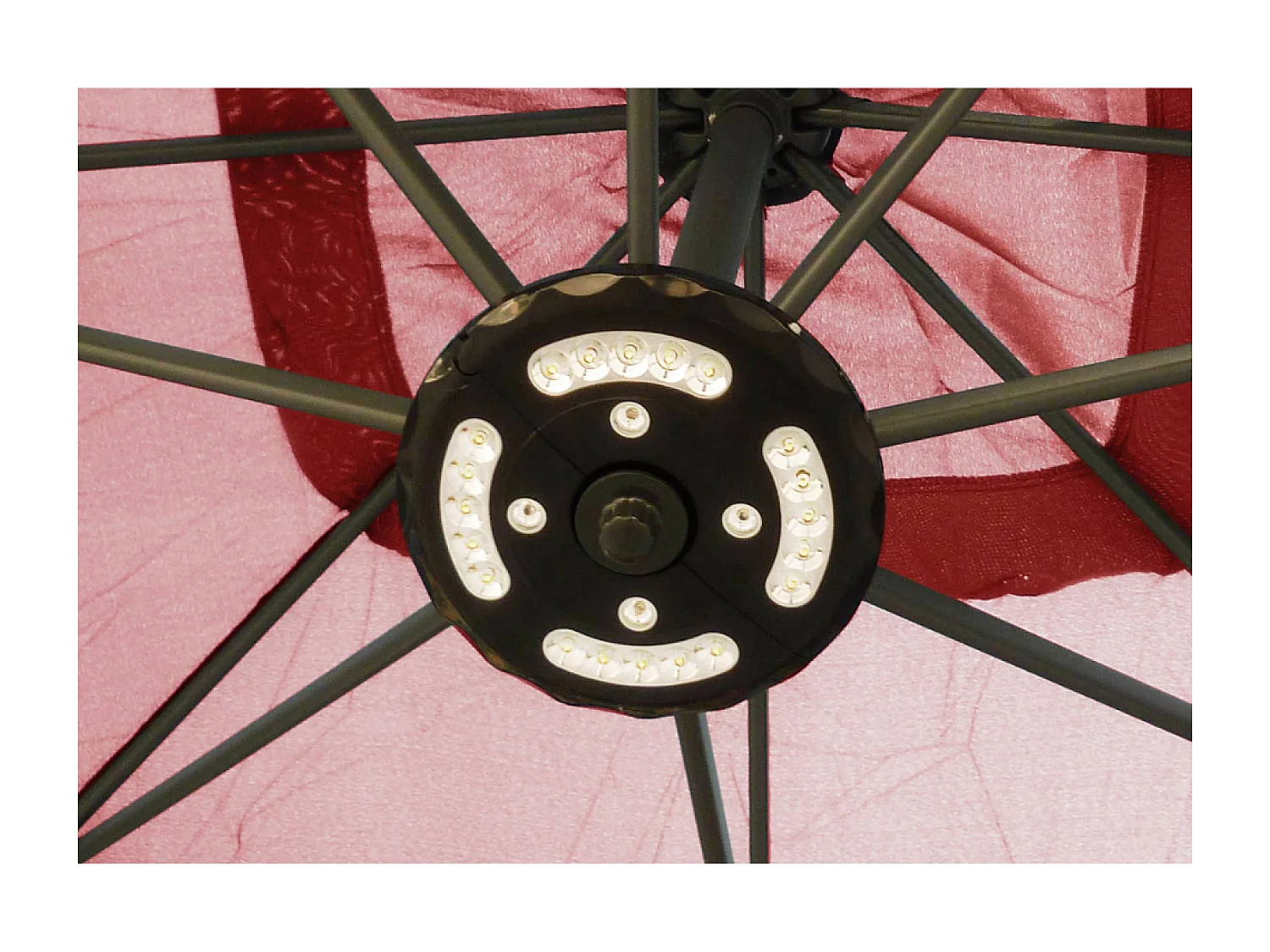 Solenzara à LED terracotta : Parasol à LED déporté 3x3m SOLENZARA