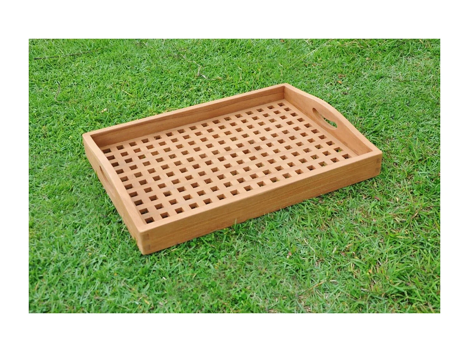 Rechthoekig dienblad van teak BAWA met brede randen en handvatten - Eigentijdse stijl