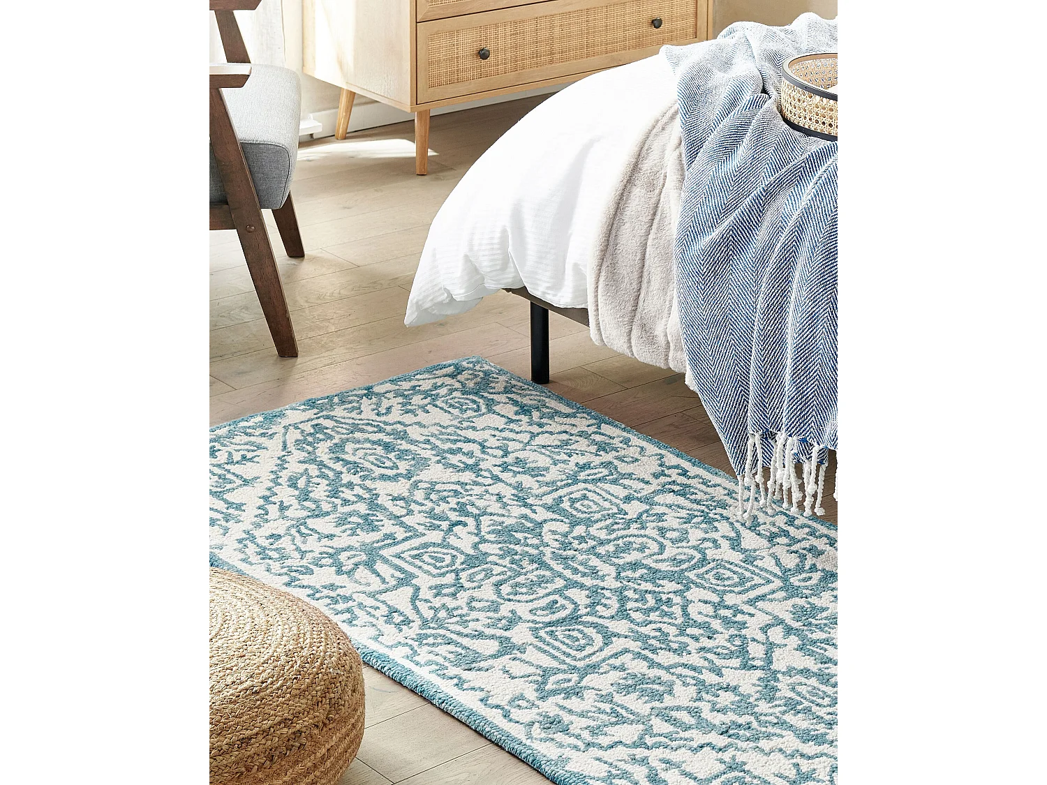 Vloerkleed wol wit/blauw 80 x 150 cm AHMETLI