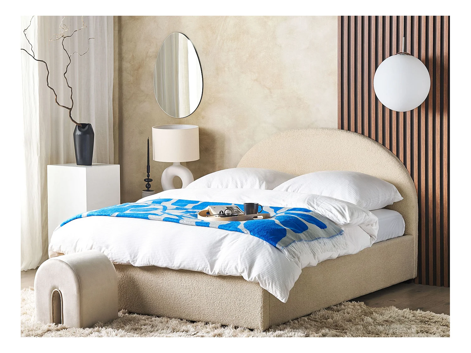 Bett Bouclé beige mit Kopfteil Bettkasten Lattenrost 160 x 200 cm Retro Vaucluse