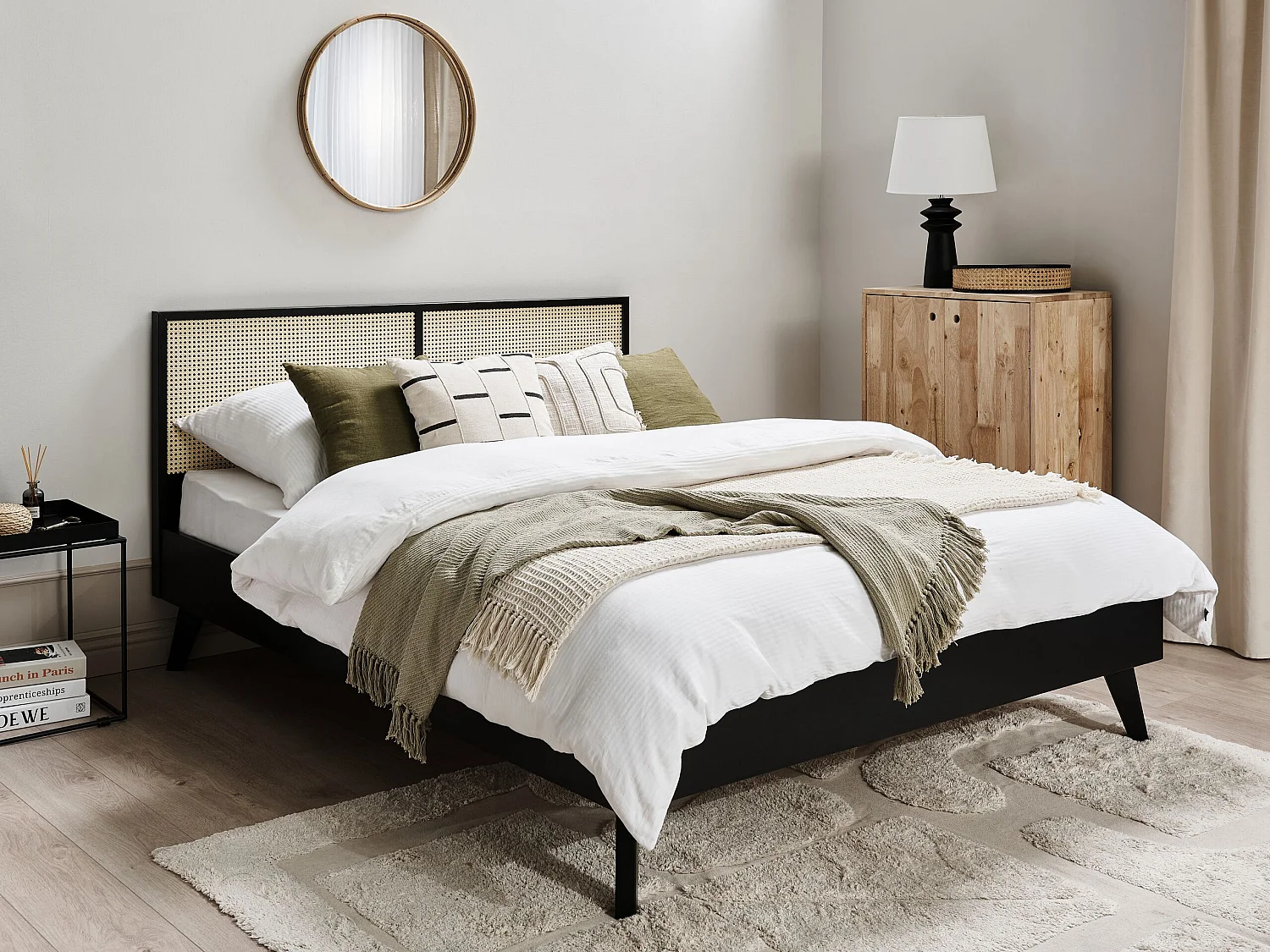 Bed Rotan MONPAZIER 160 x 200 cm Zwart