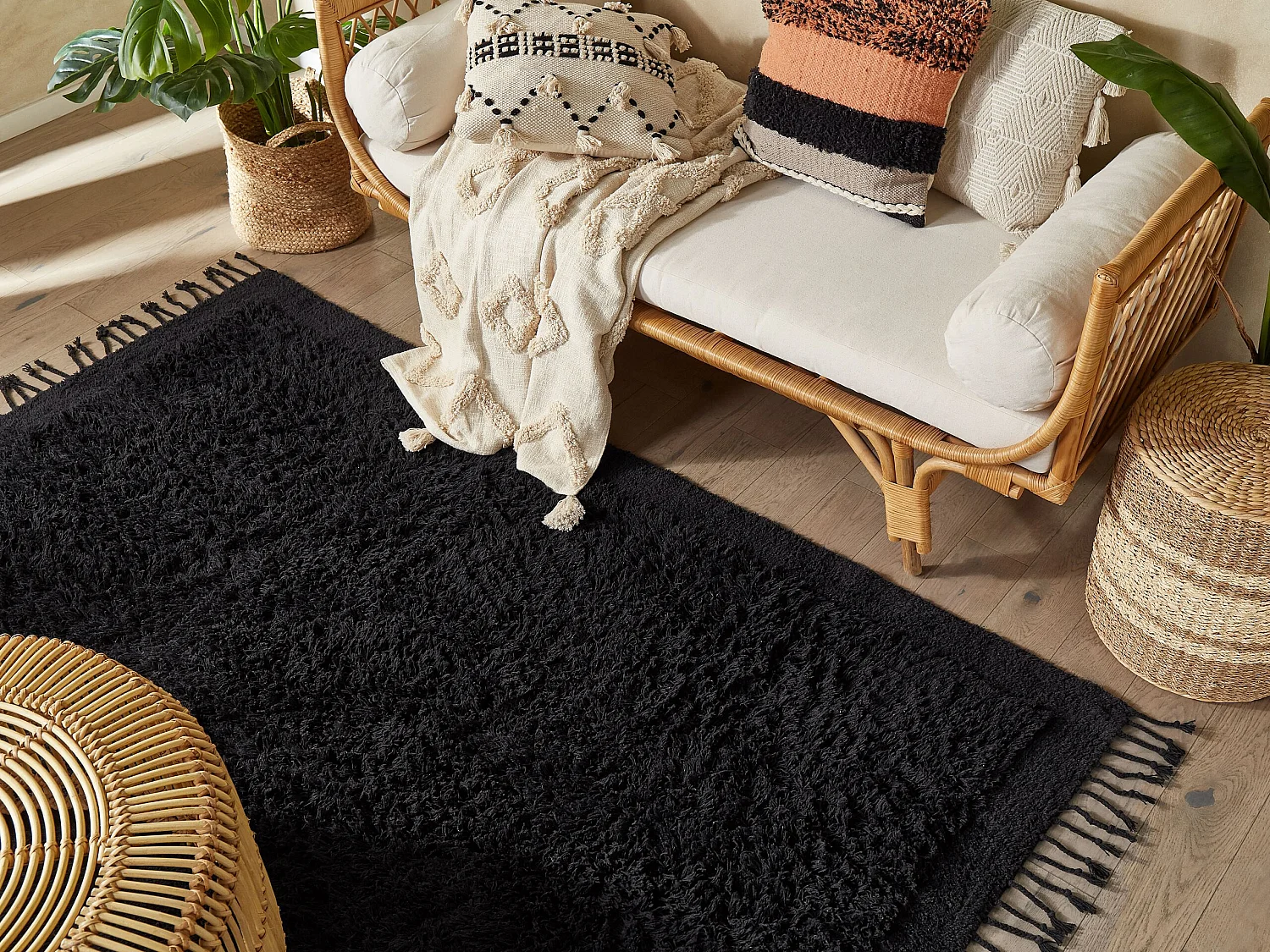 Tapis en coton noir 140 x 200 cm BITLIS
