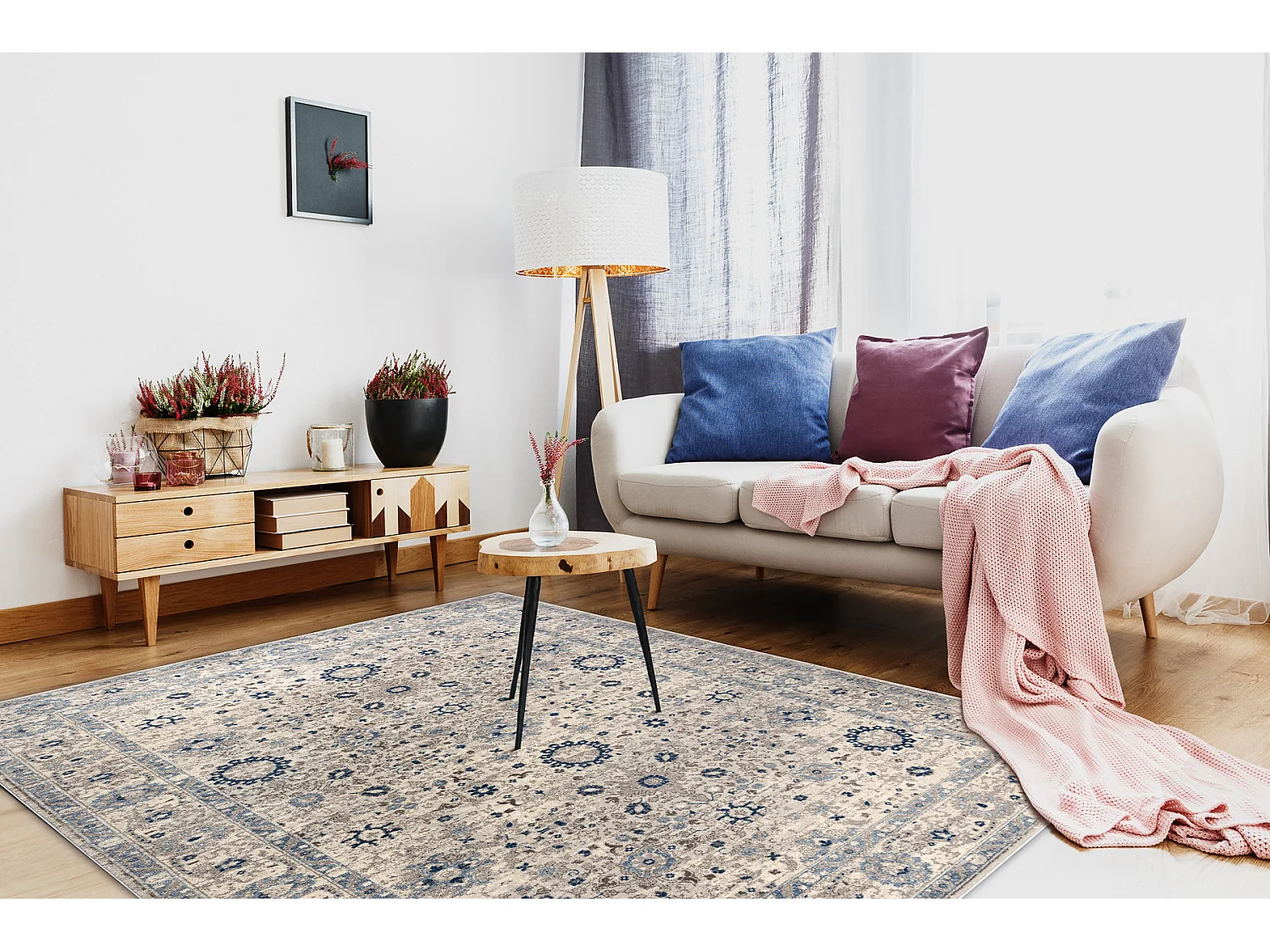 Tapis NAIN Cadre ornement 7586/51935 beige / bleu foncé 240x340 cm