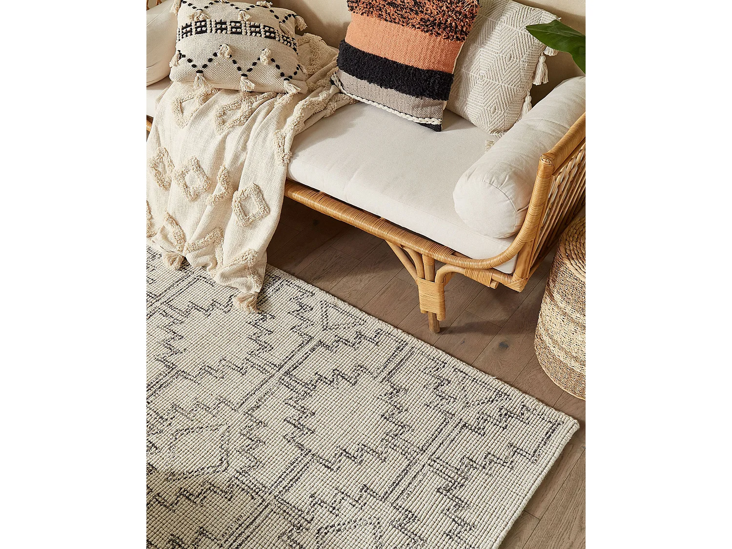 Vloerkleed wol beige/zwart 140 x 200 cm URLA