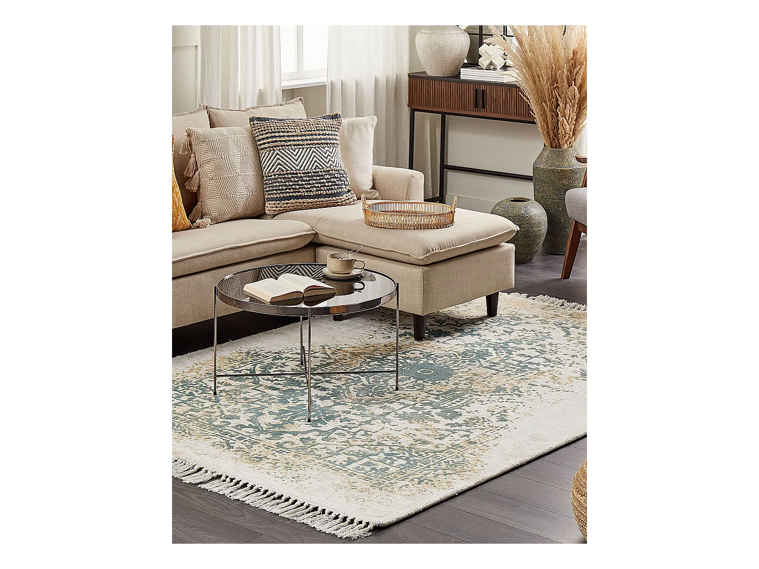 Alfombra de viscosa beige claro/verde 140 x 200 cm BOYALI