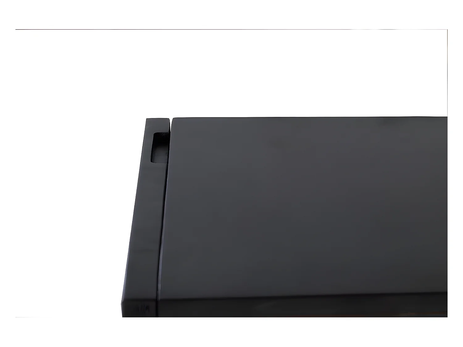 Beistelltisch aus dunklem Walnussholz, Mangoholz und Metall